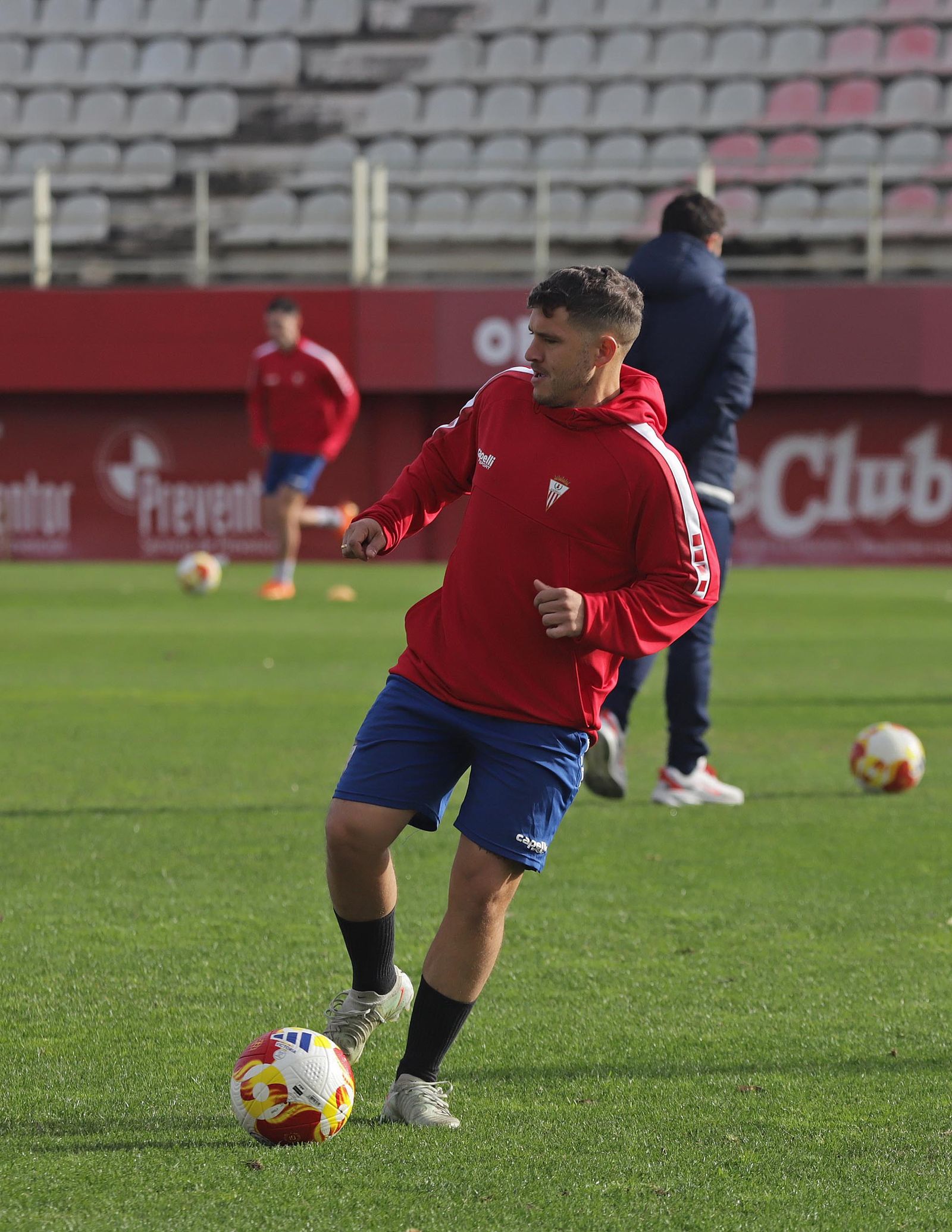 Fotos del Algeciras en su preparación para la visita al Real Murcia