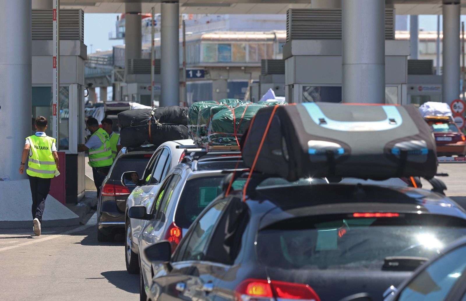 Embarques en el Puerto de Algeciras, este sábado.