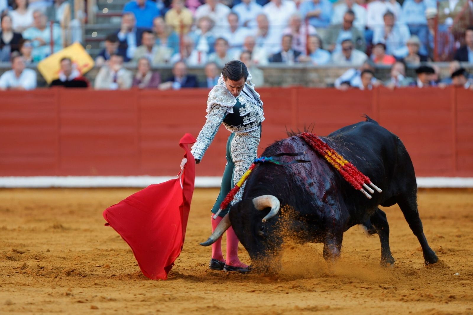 Las mejores fotos de la corrida de Morante, Ortega y Roca Rey en la Feria Taurina de Córdoba