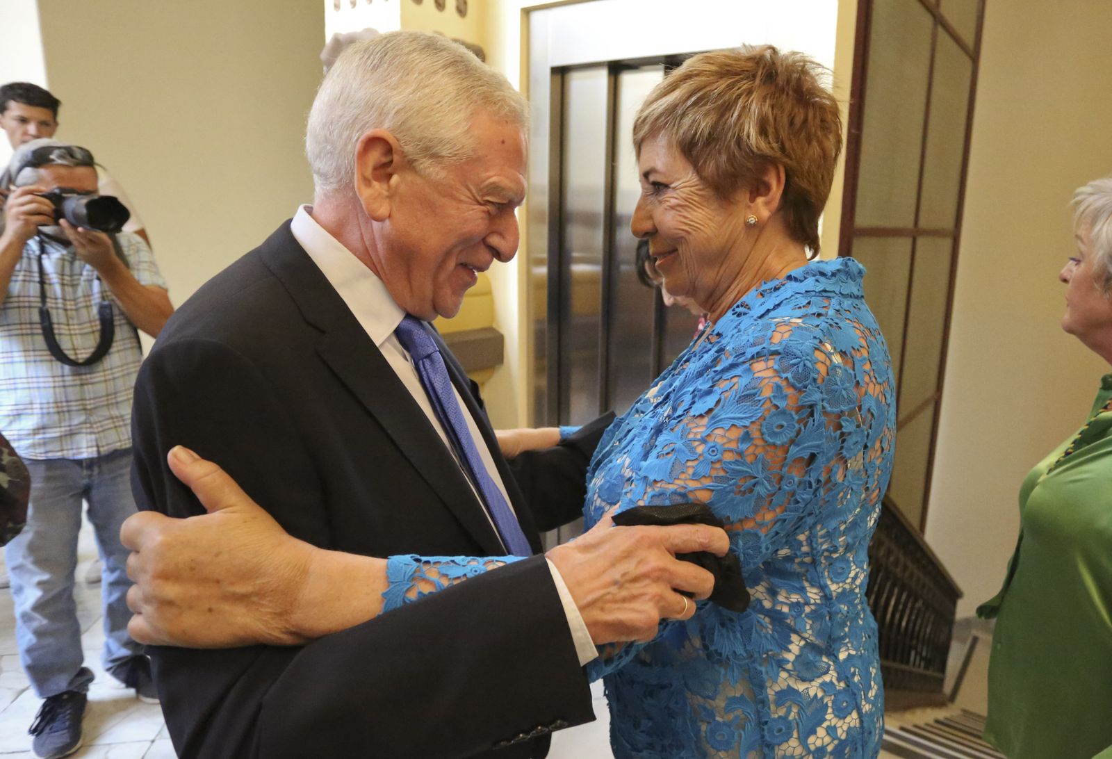 Homenaje a Celia Villalobos en el Ayuntamiento de Málaga (fotos)