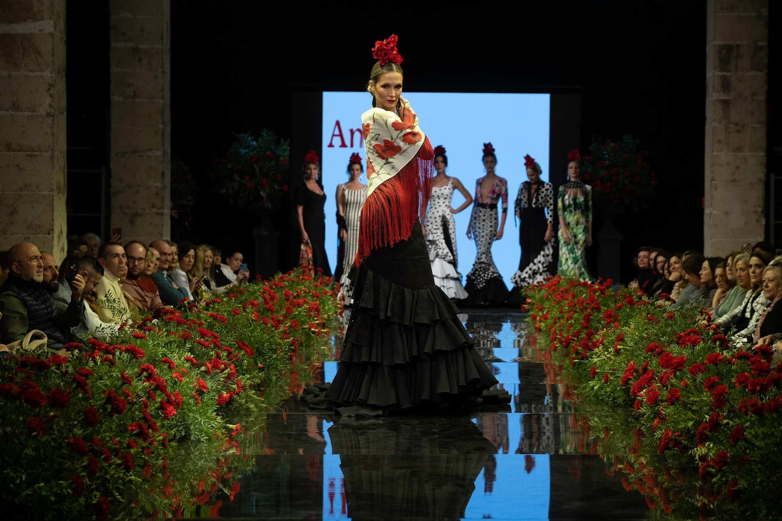 Los trajes de flamenca más bonitos de la Pasarela Flamenca Jerez 2023, todas las fotos