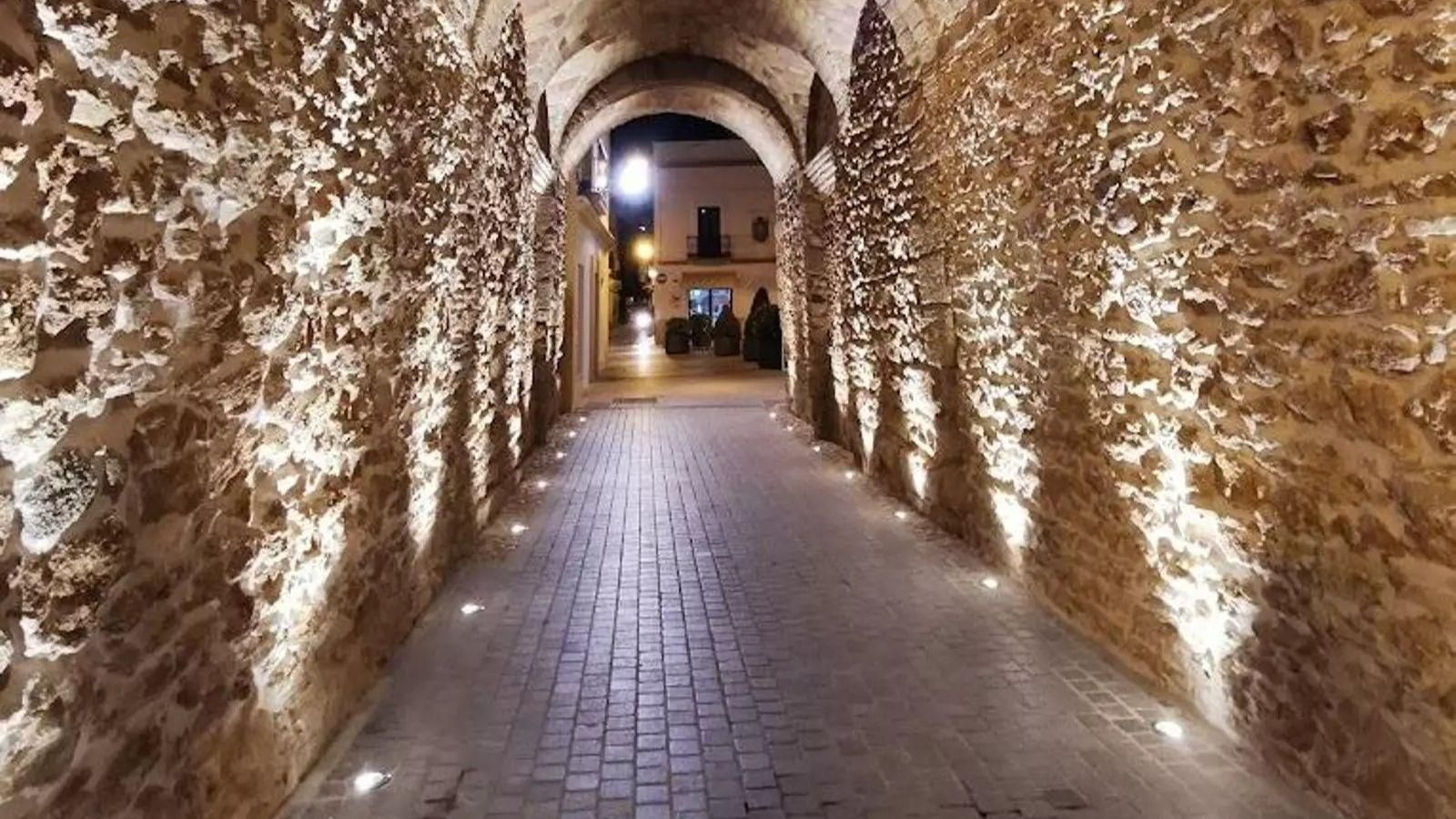 Arco de la Villa, en el centro de Rota.