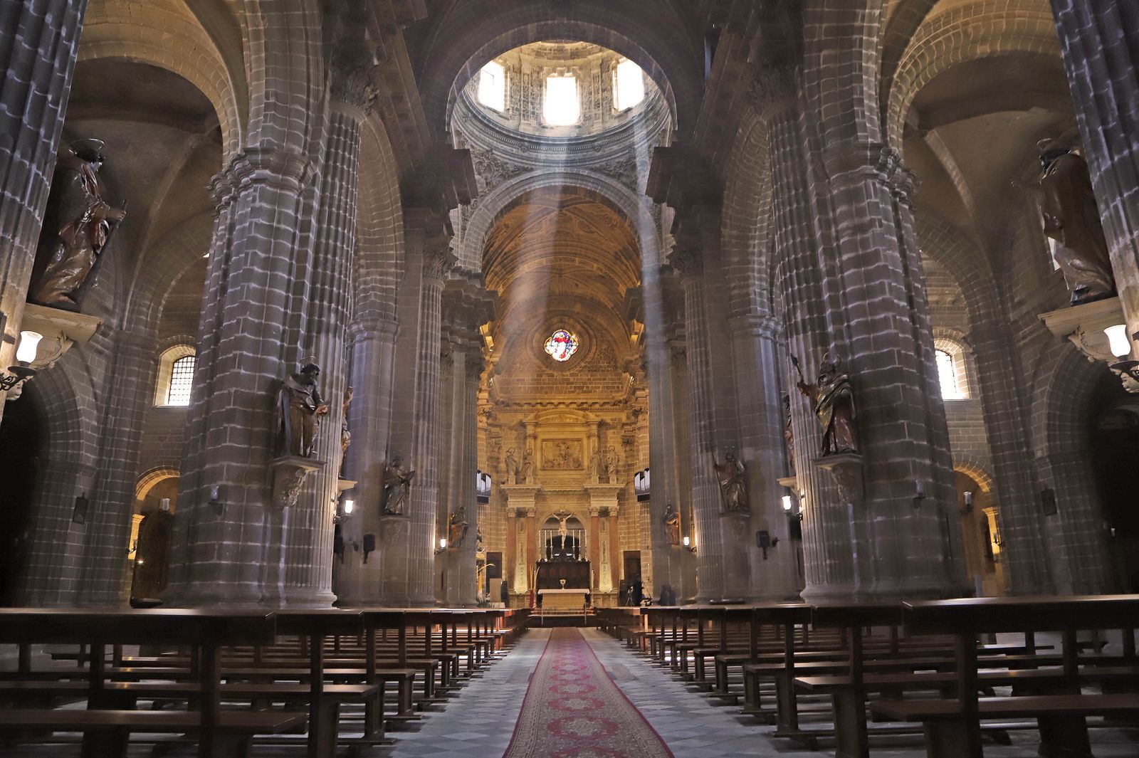 Coronavirus, imágenes del Domingo de Ramos en Jerez
