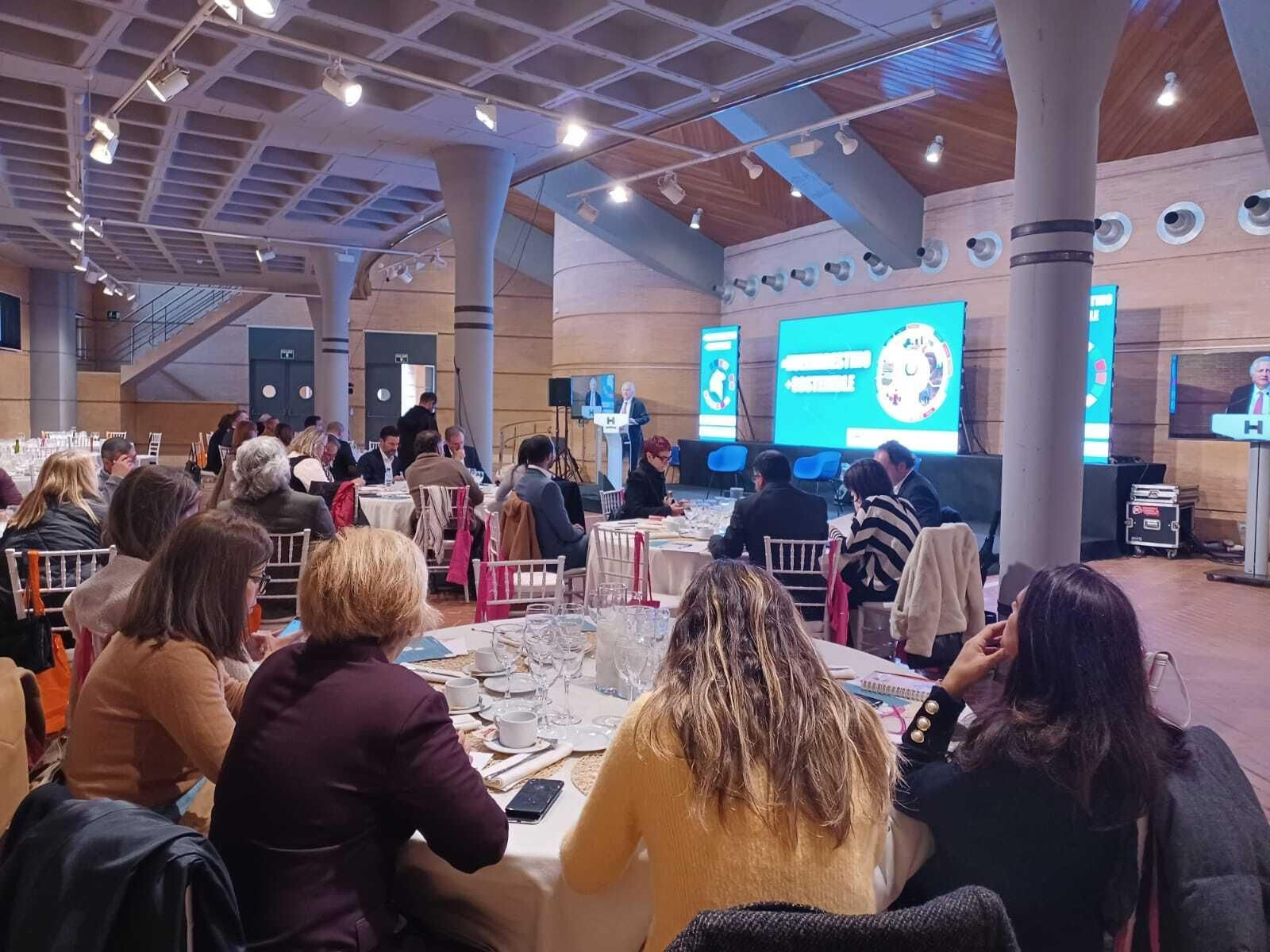 El Foro acoge la reunión preparatoria para la creación de la Red Iberoamericana de Destinos Turísticos Sostenibles