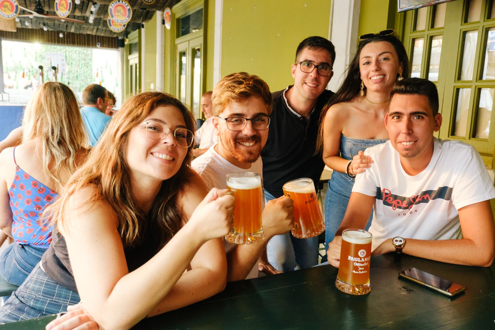 Búscate en el OktoberFest de Plaza Canterbury del viernes día 29 de septiembre