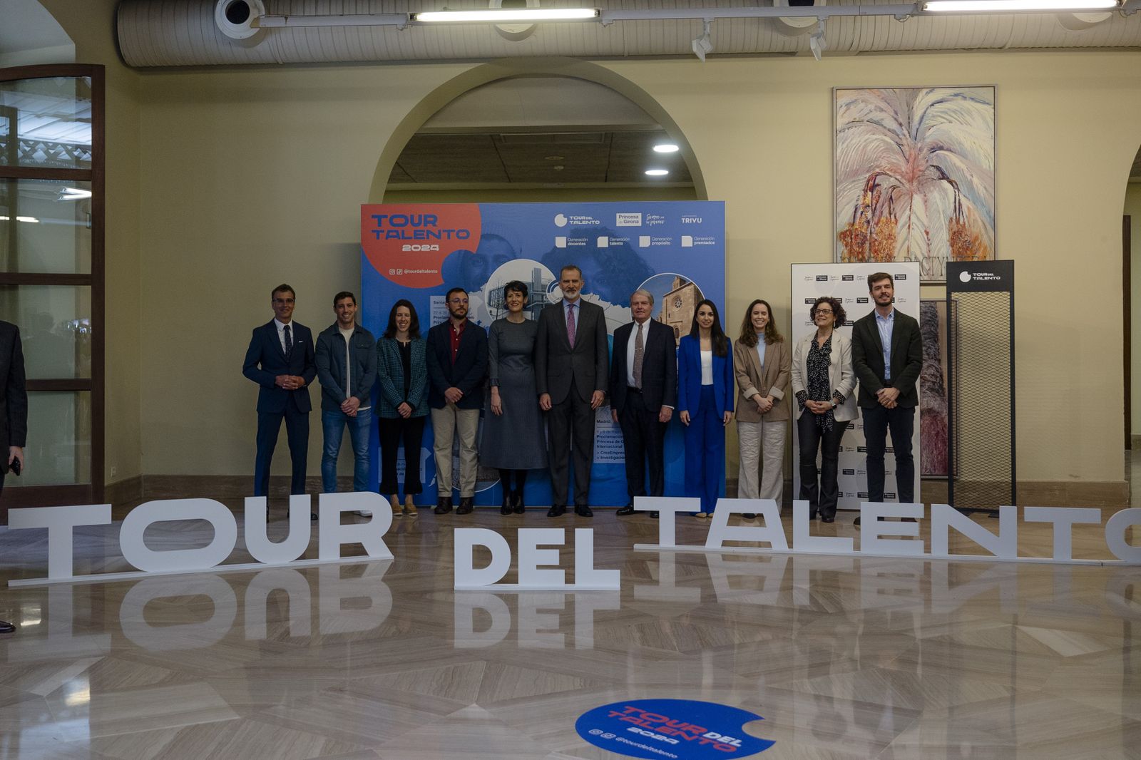 El rey Felipe VI visita Cádiz con motivo de la entrega del Premio Princesa de Girona Social 2024.