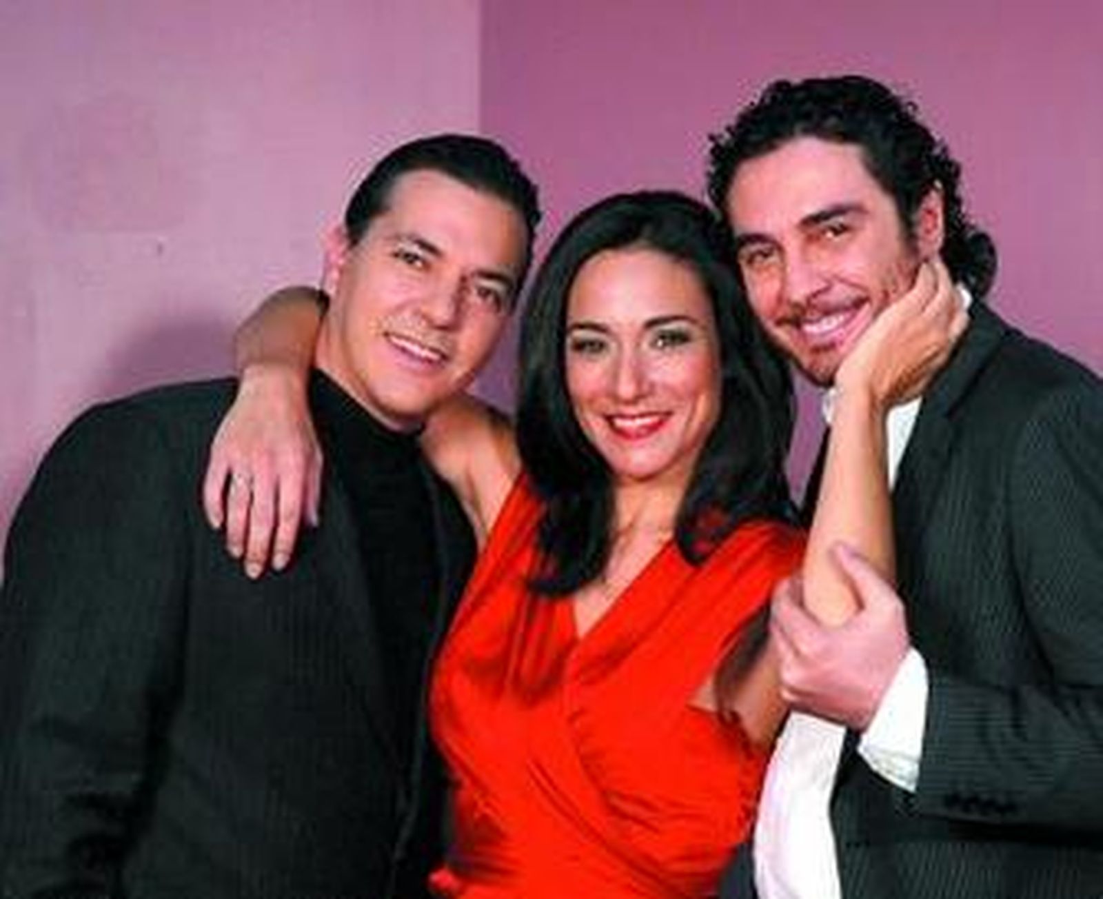 Los tres protagonistas de la obra 'Fiel'.