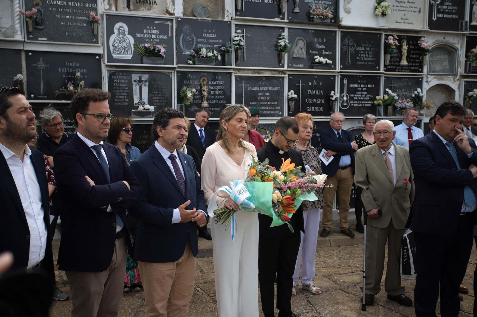 La ceremonia conmemorativa del 80 aniversario de la aparición del cuerpo de William Martin, en imágenes