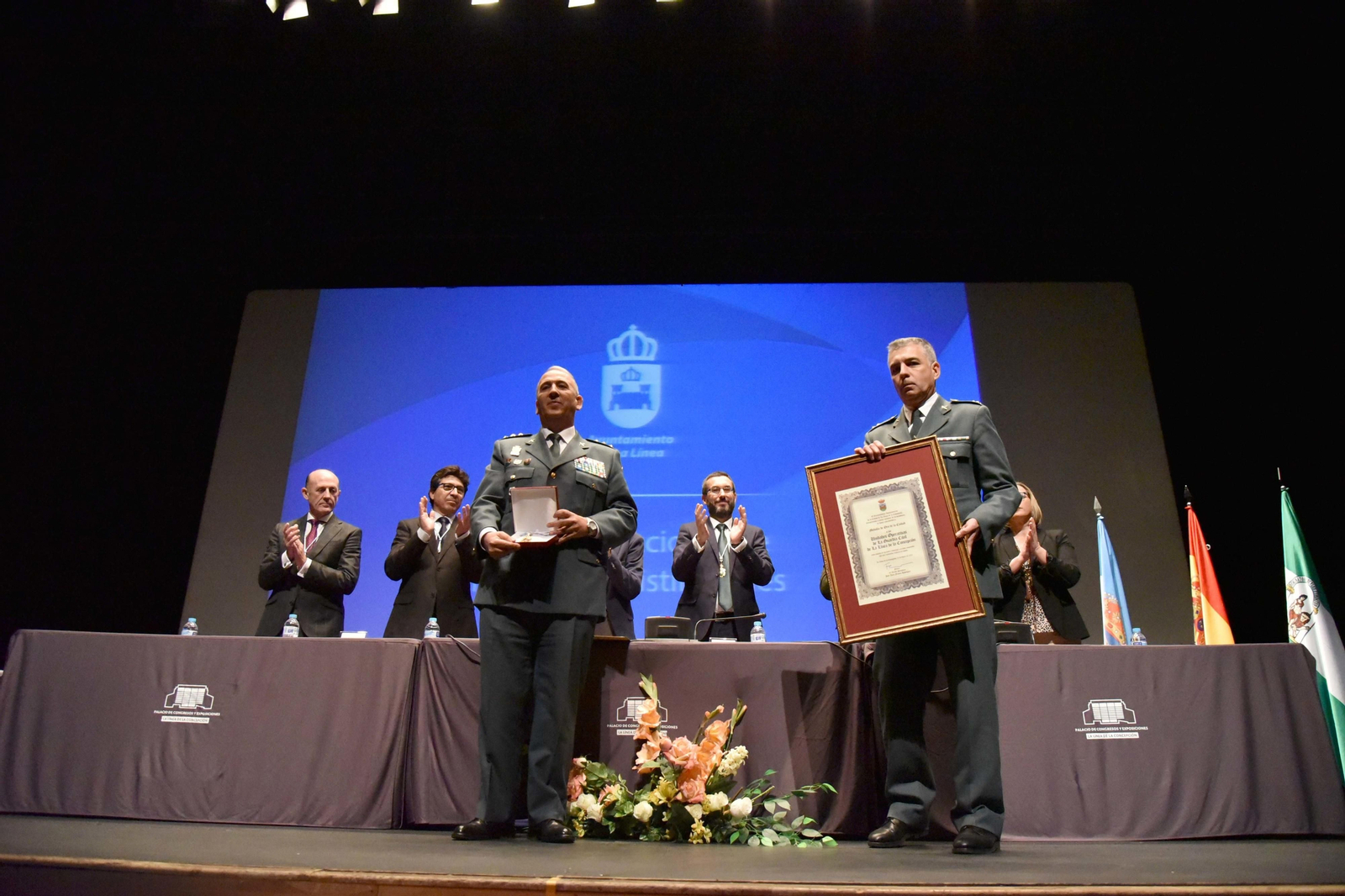 Distinciones del Ayuntamiento de la Línea en imagenes