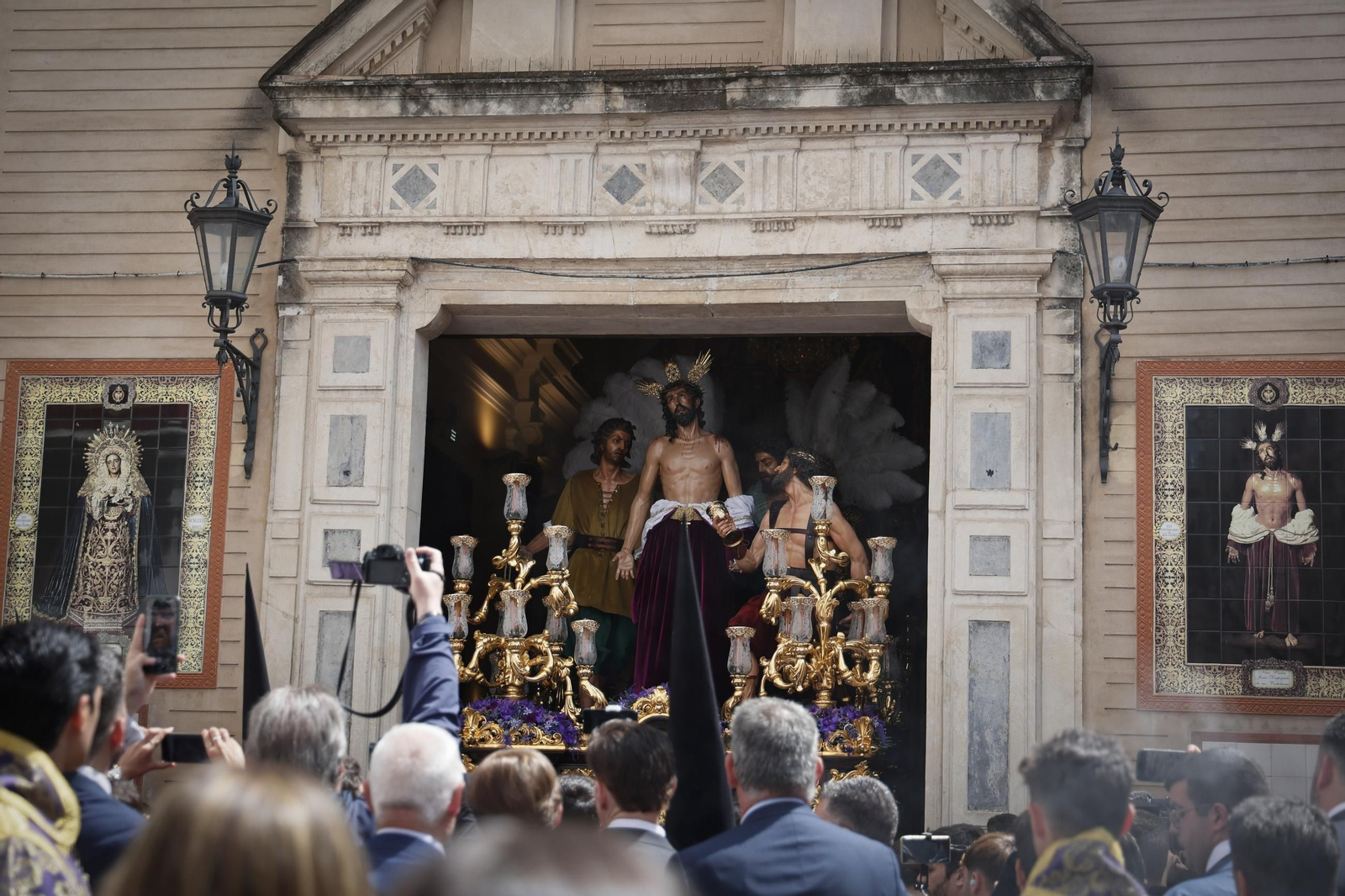 Las imágenes de la Hermandad de Jesús Despojado en la Semana Santa de Sevilla de 2025