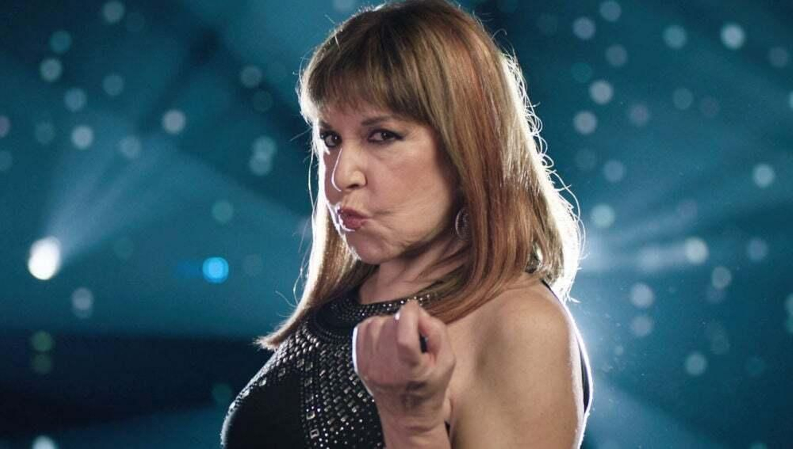 Loles León. Una actriz con tanta vis cómica y tan ‘poca vergüenza’ será capa z de todo para hacer reía. Nos recordará a... Silvia Abril, Anabel Alonso