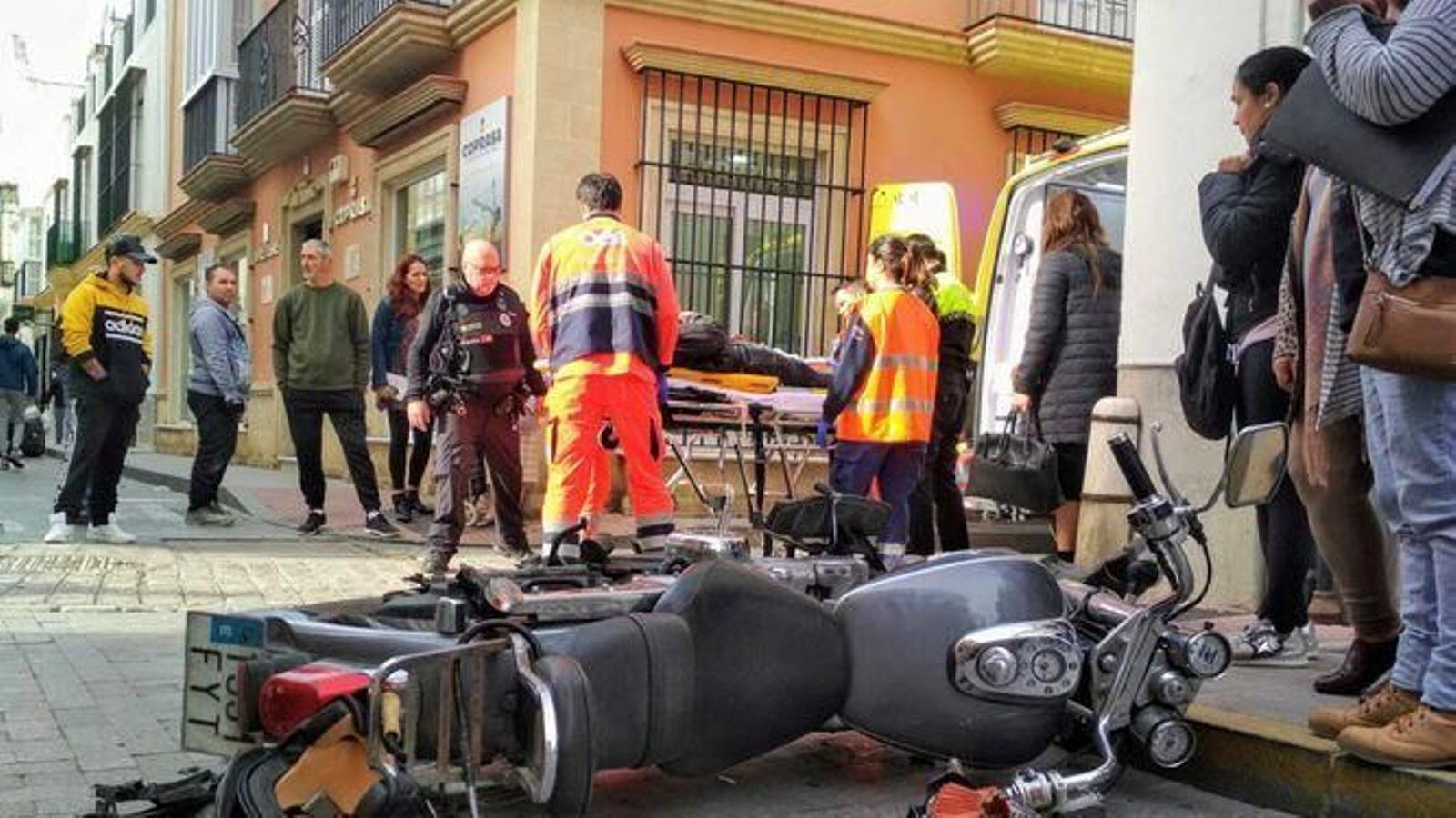 Imagen de un accidente de una motocicleta.