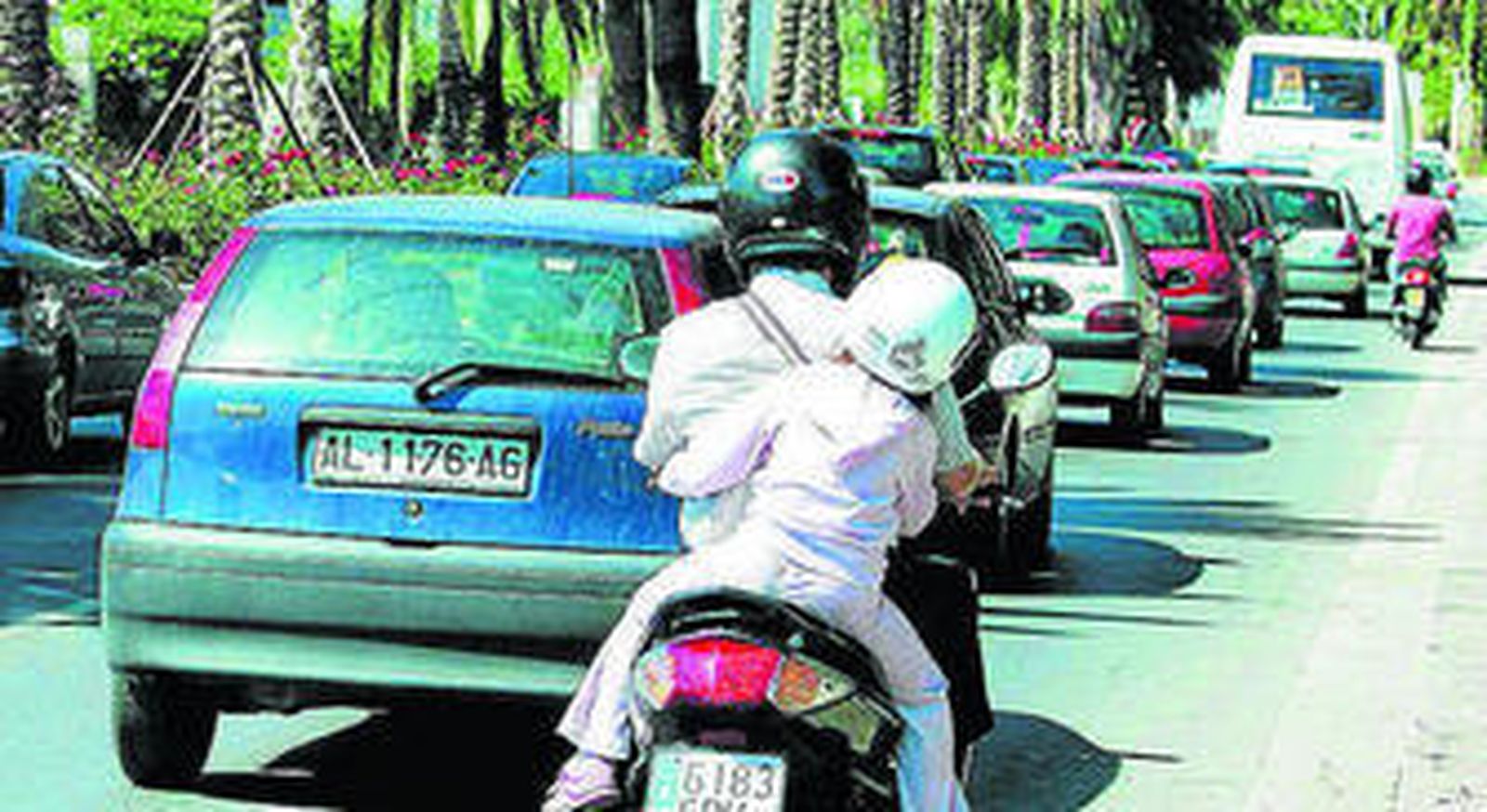 El tráfico es uno de los principales focos de contaminación.