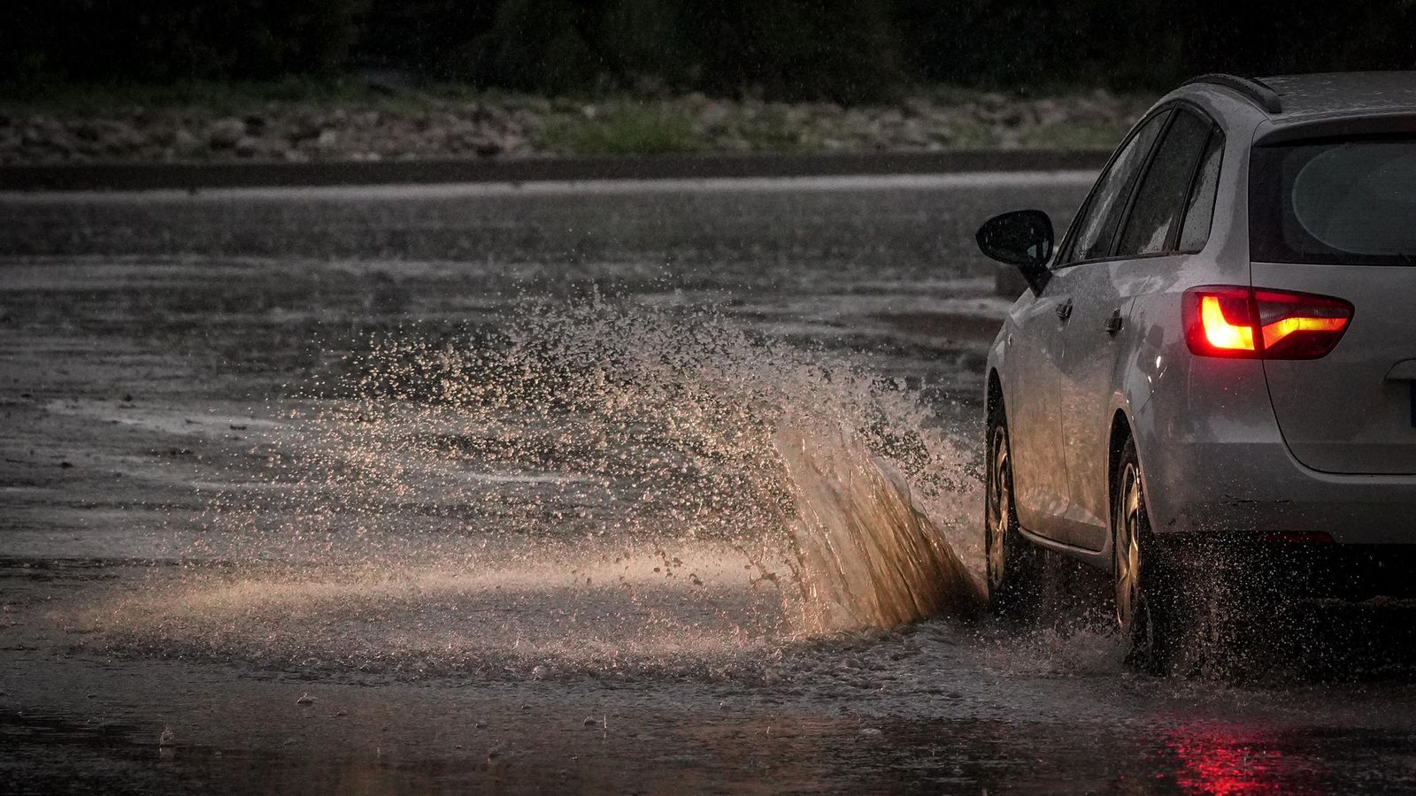 Las fotos de como se ha vivido en Jerez el paso de la DANA