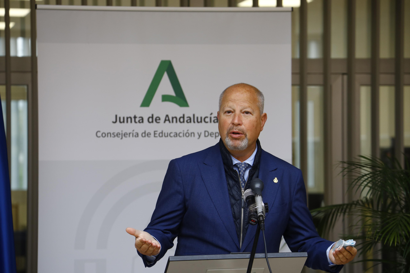 Las fotografías de la inauguración del colegio Turruñuelos.