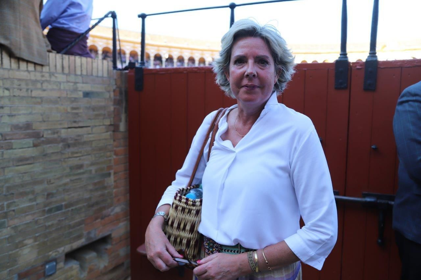 Las fotos de los famosos y la autoridades en la corrida del viernes de Feria de Abril