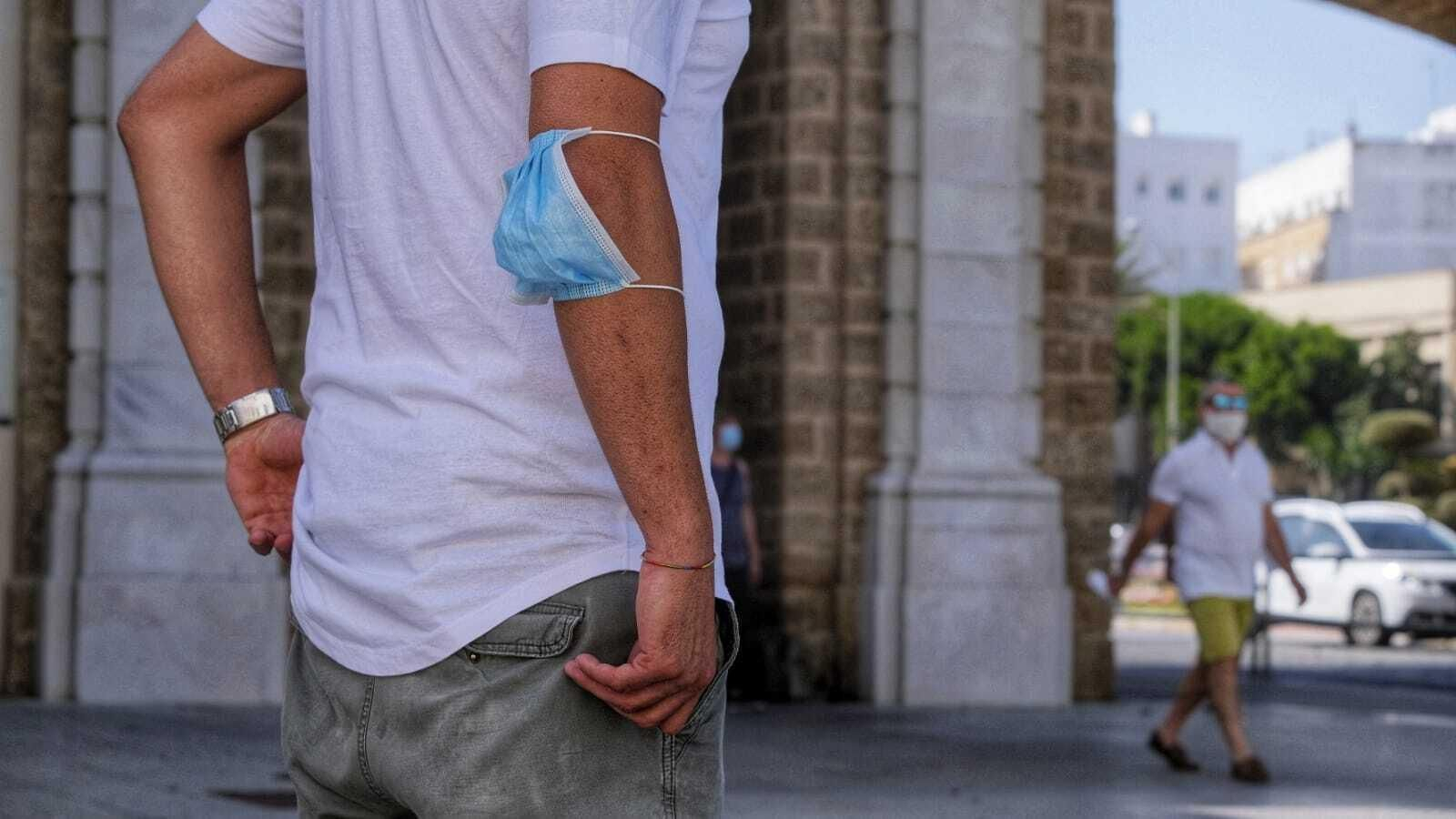 El uso de la mascarrilla todavía no se ha normalizado en algunos grupos de edad.