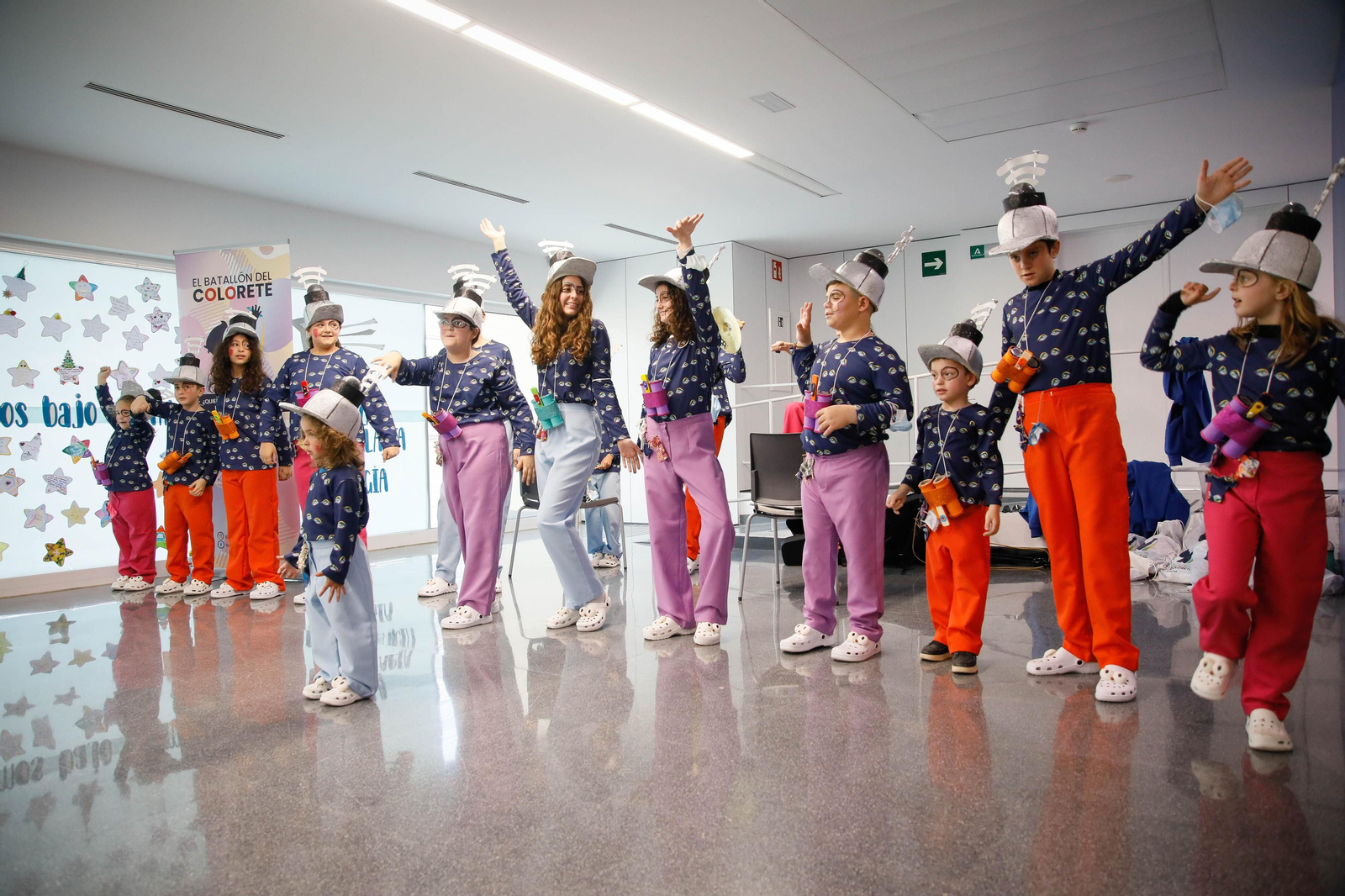 Carnaval para los niños y niñas del hospital Materno Infantil de Almería contado en imágenes
