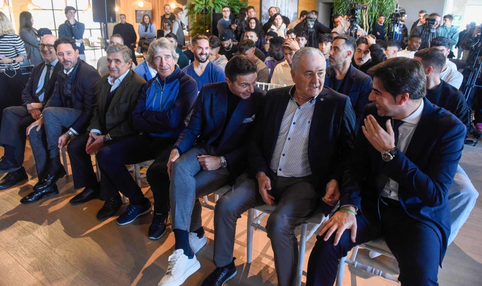 Las imágenes de la despedida de Andrés Guardado