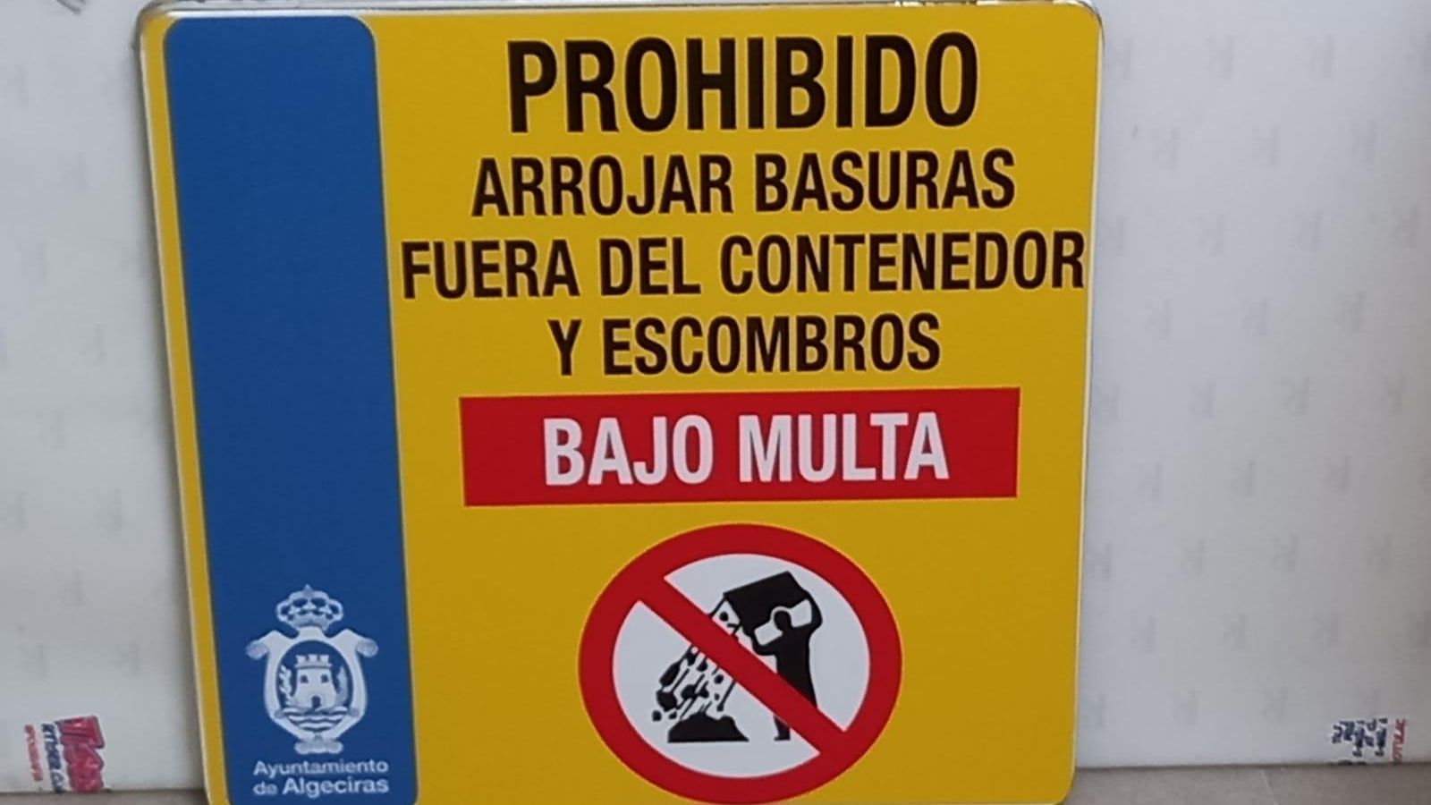Carteles empleados por el Ayuntamiento de Algeciras. Carteles empleados por el Ayuntamiento de Algeciras.