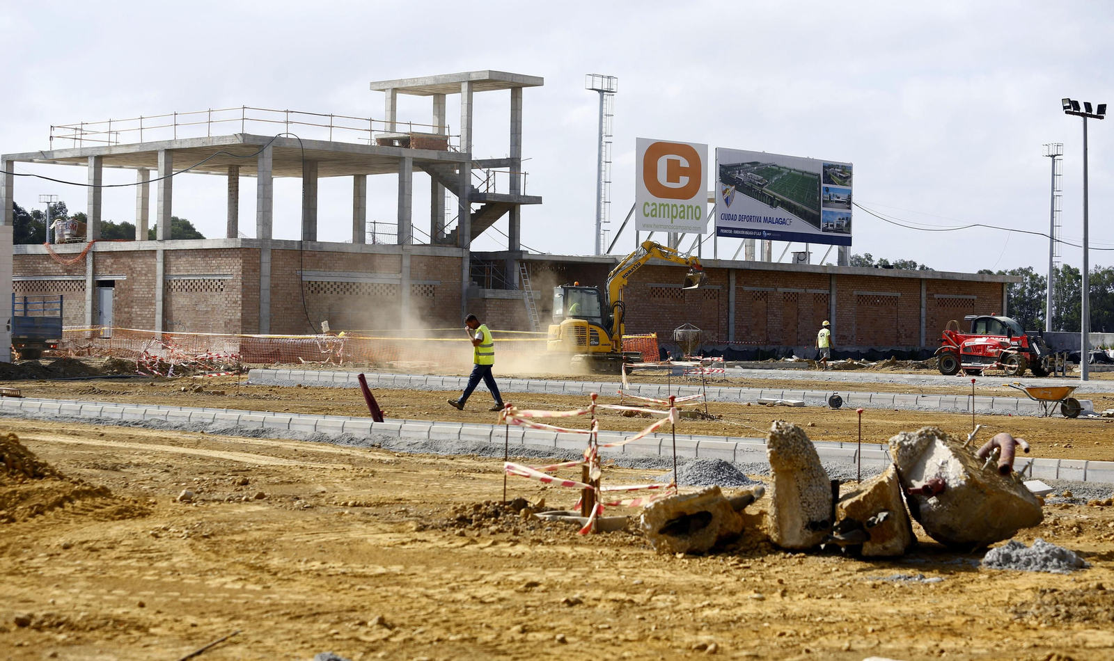 Una imagen de las obras de La Academia del Málaga CF en Arraijanal el pasado agosto.