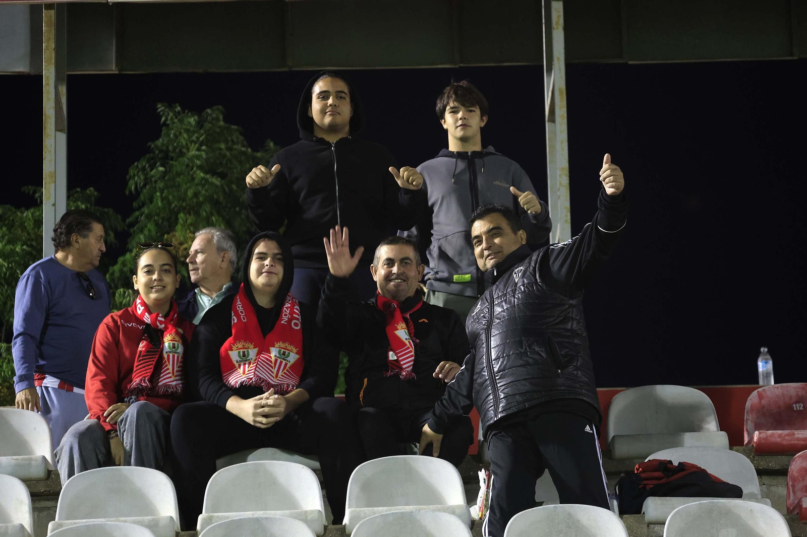 Búscate en las fotos del Algeciras CF - Antequera en el Nuevo Mirador