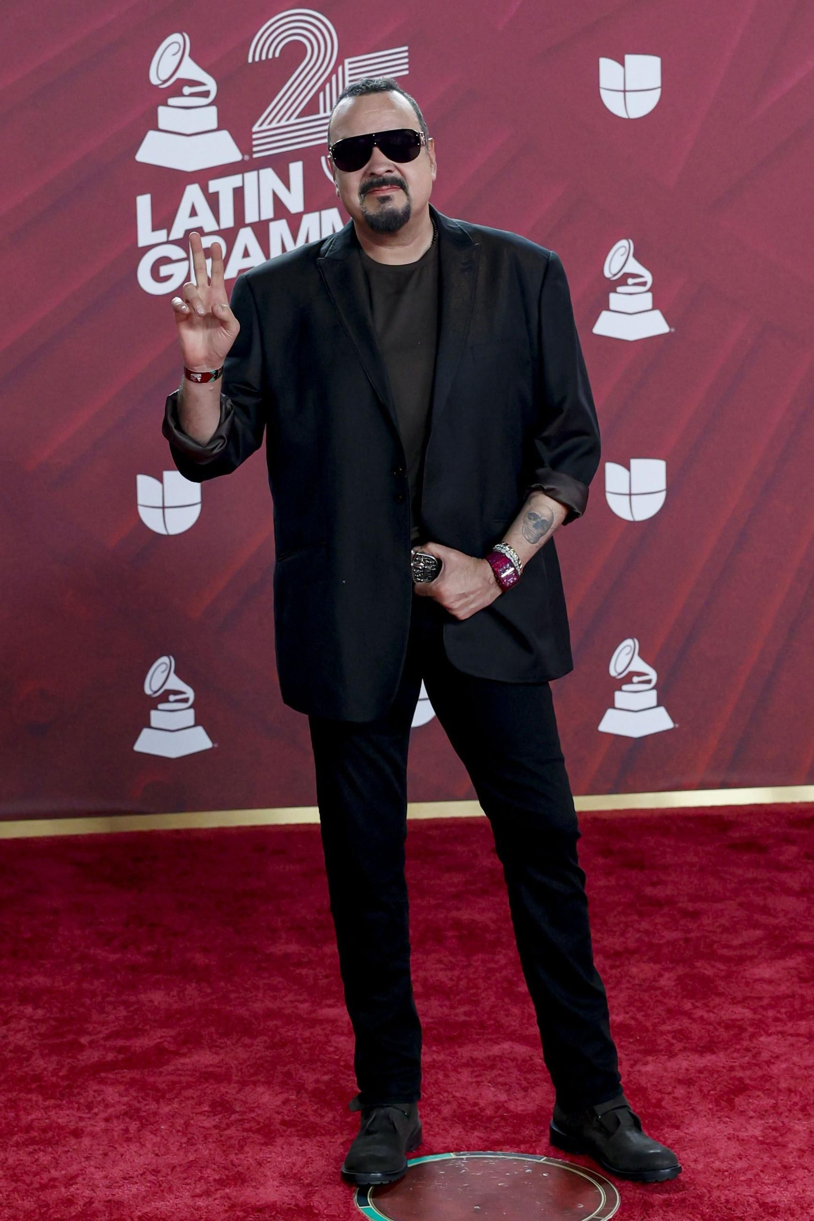 Todos los famosos, tendencias y curiosidades en la alfombra roja de la 25 edición de los Grammy Latinos