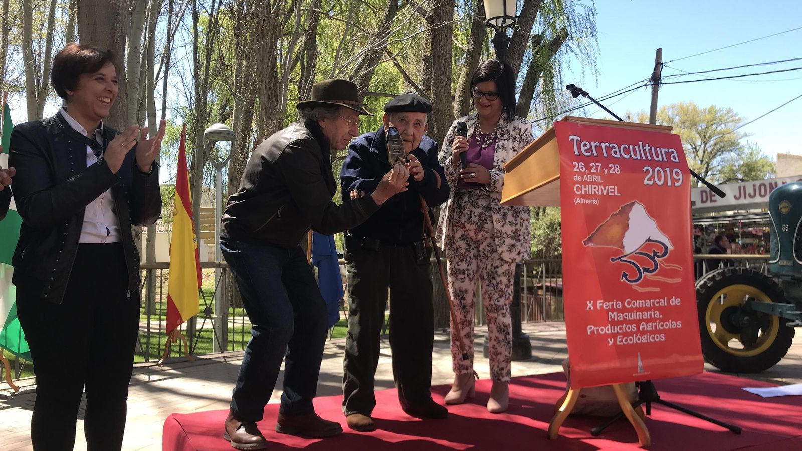 Reconocimiento a Evaristo Egea, vecino ya fallecido del municipio, en 2019.