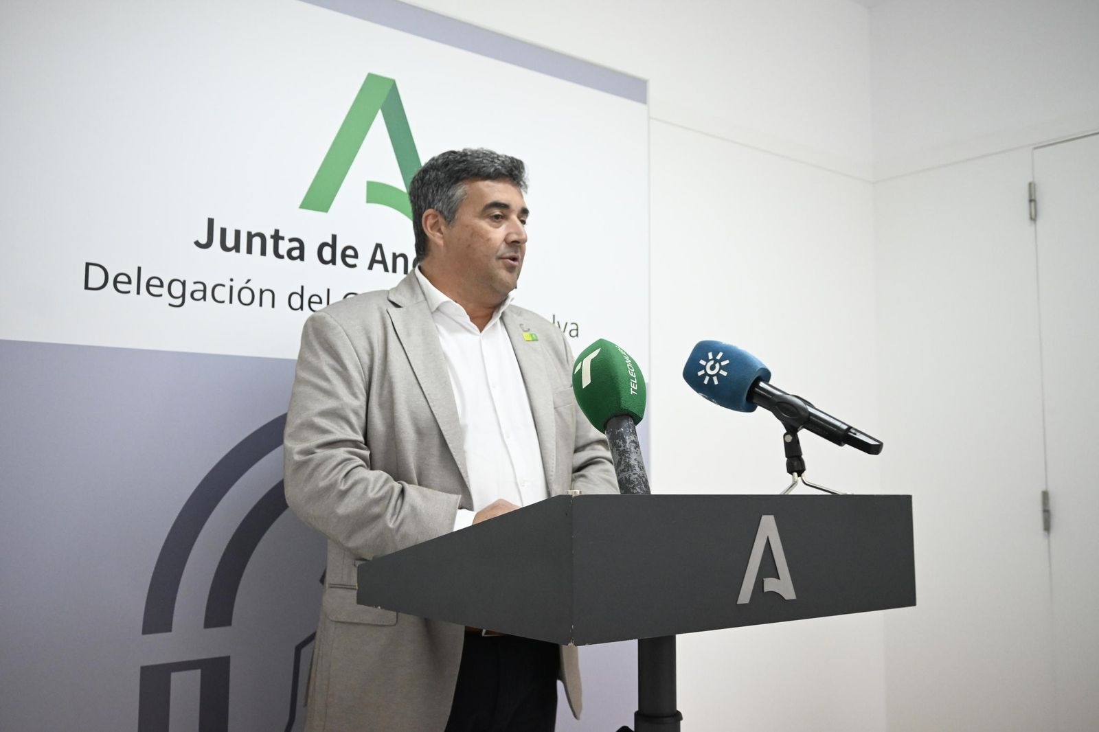 Imágenes del reconocimiento a las entidades que participaron en la emergencia de Cueva de la Mora