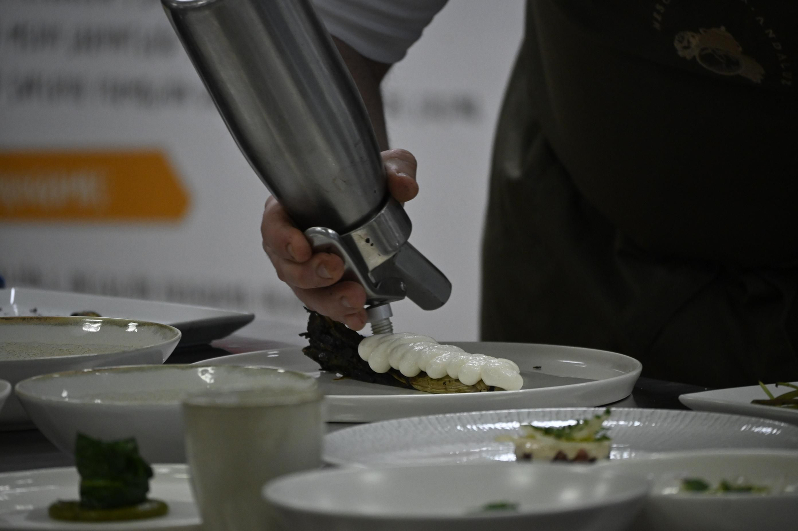 Jornada de cocineros en la Escuela de hostelería Virgen de Belén, en imágenes