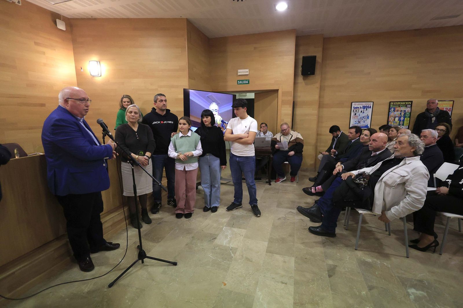 Fotos del acto por el 35 aniversario de la coordinadora Barrio Vivo de Algeciras