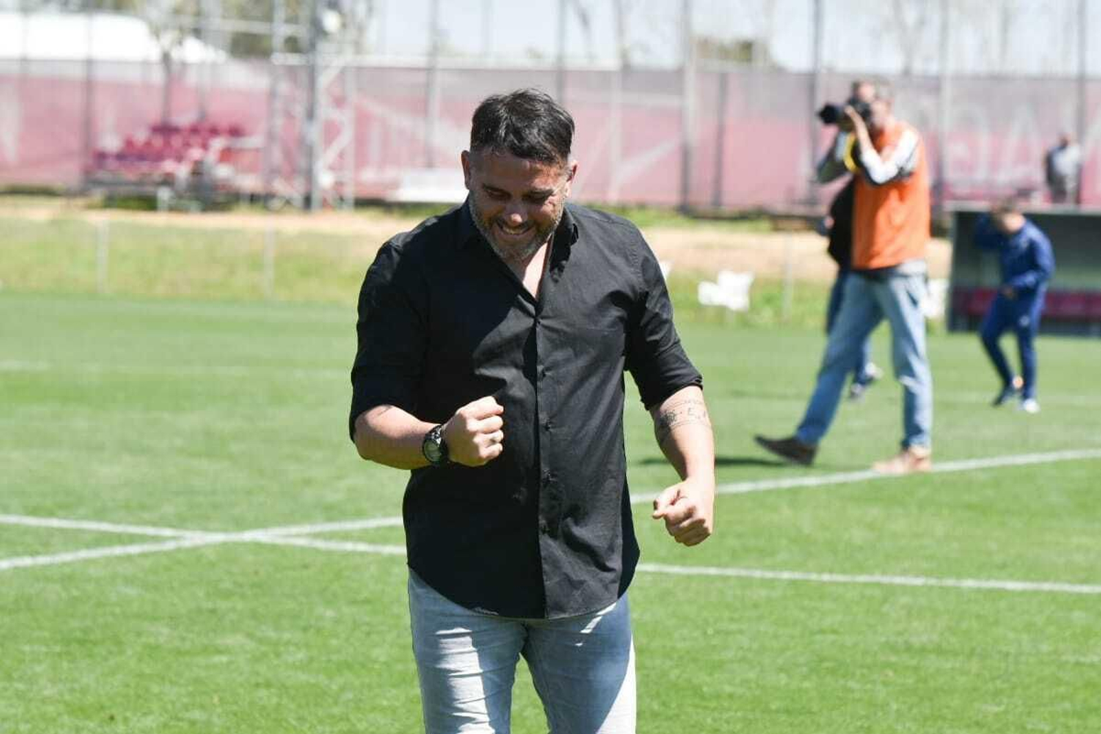 Fajardo celebra con rabia el triunfo ante el Sevilla C.