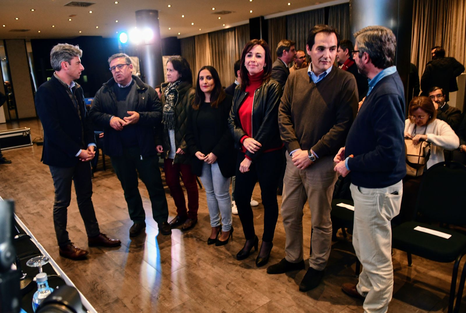 Ceballos y otros dirigentes cordobeses del PP antes de la Junta Directiva Provincial.