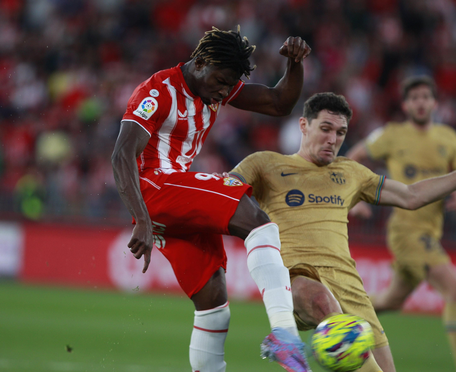 Imágenes de la victoria de la U.D. Almería ante el F.C. Barcelona