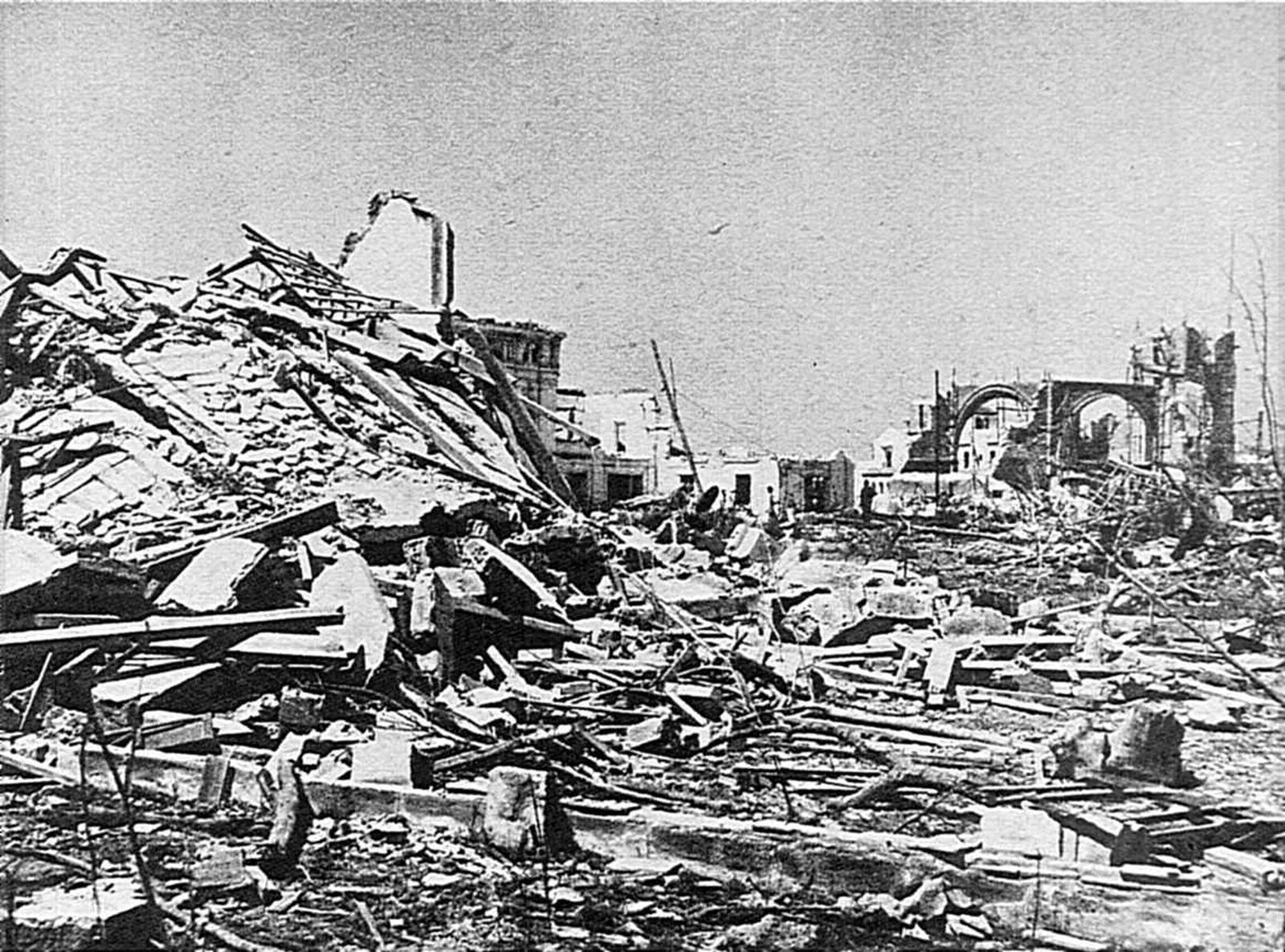 Cádiz bajo las ruinas