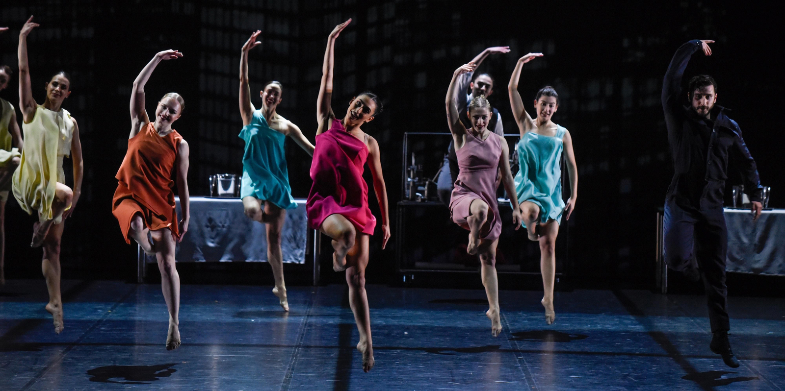 El lago de los cisnes por el Ballet Preljocaj