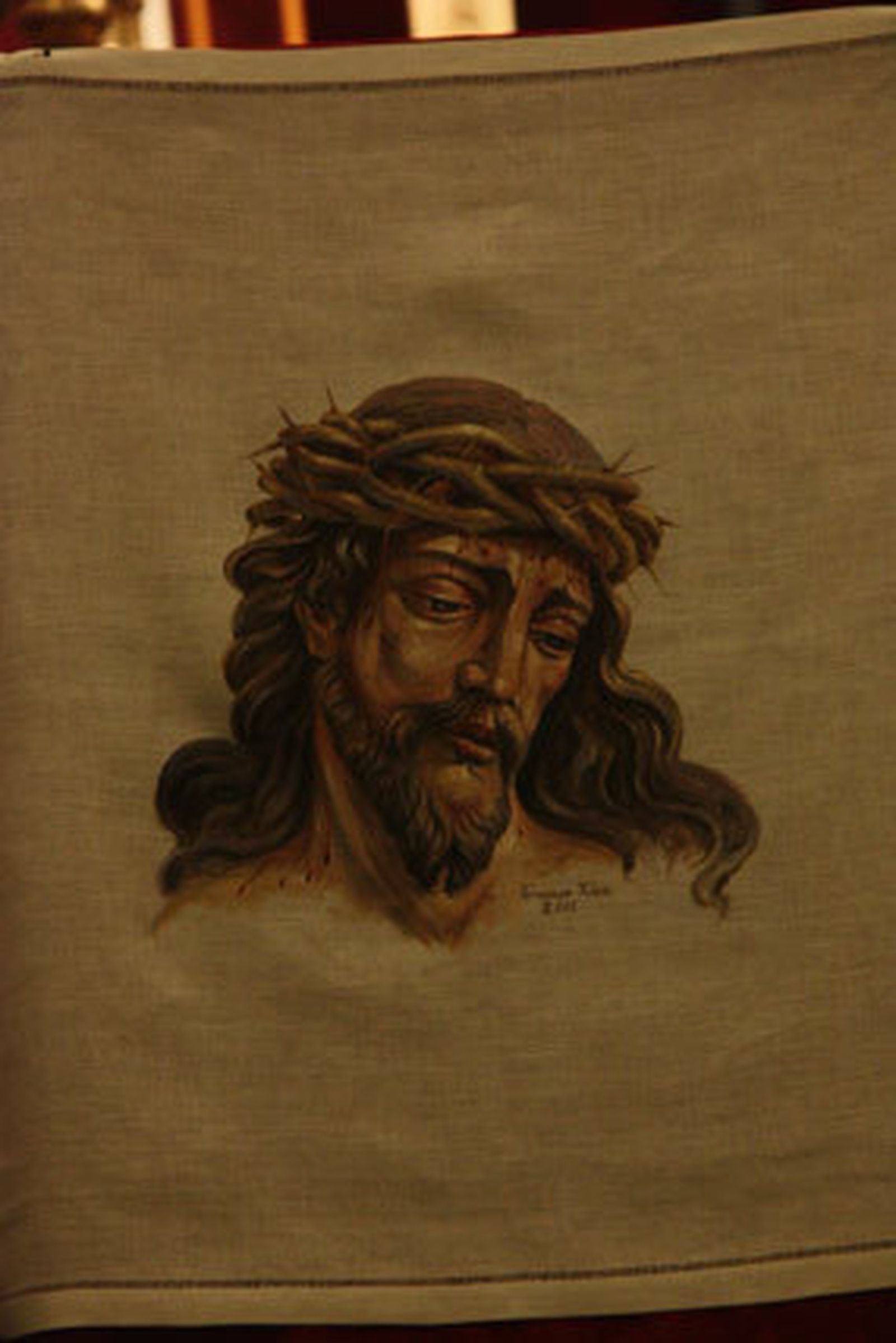 El nuevo paño para la Verónica de la hermandad de Montserrat