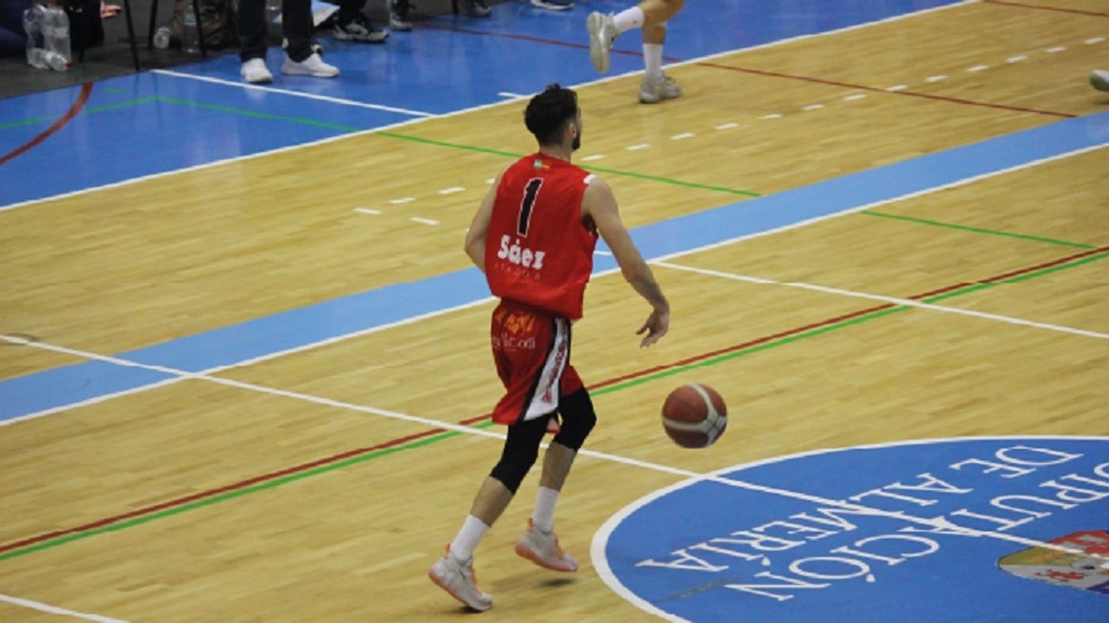 Los almerienses buscan hacerse fuertes en la primera posición