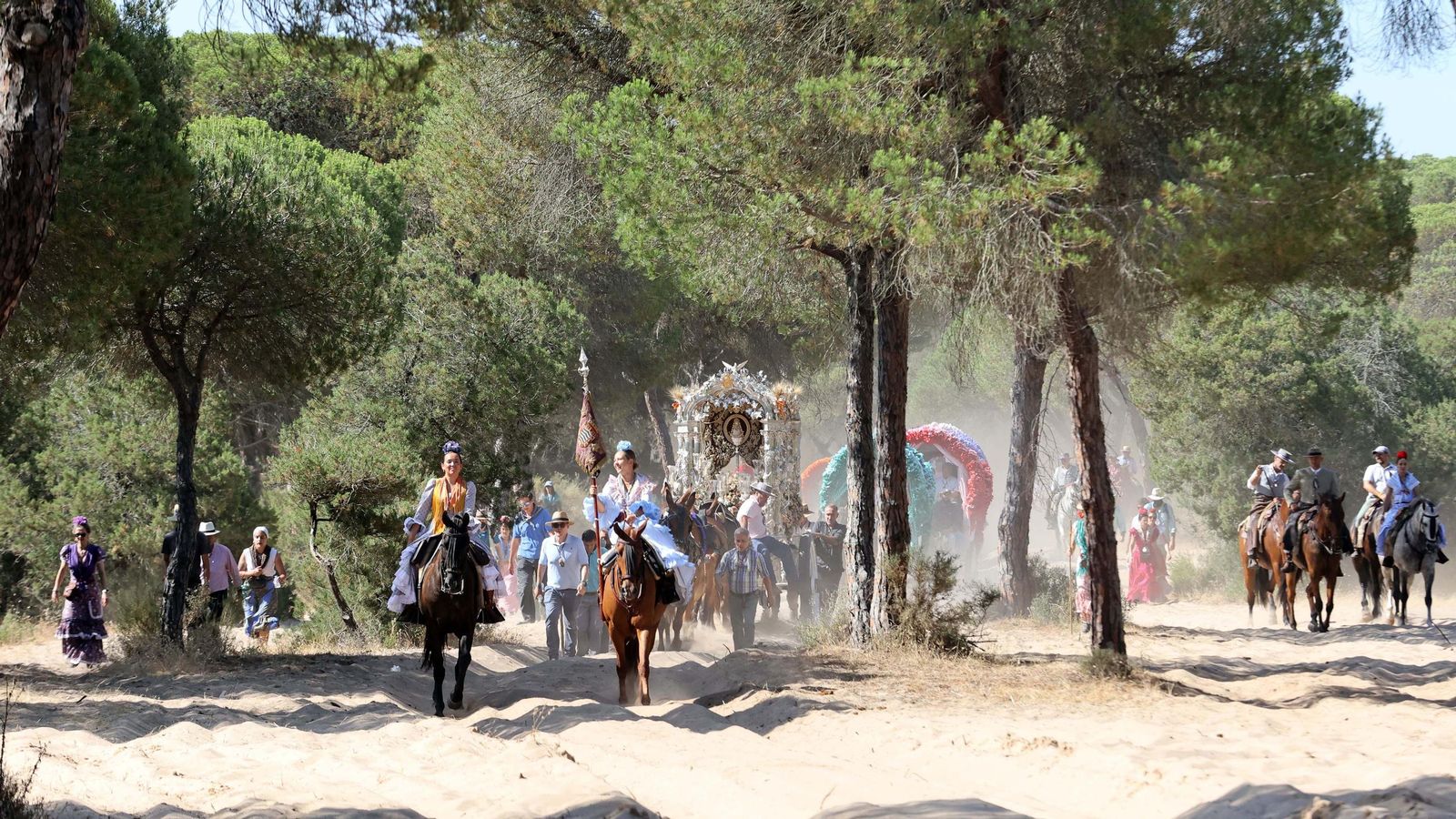 Jueves de camino de la Hdad de Jerez por el Coto Doñana