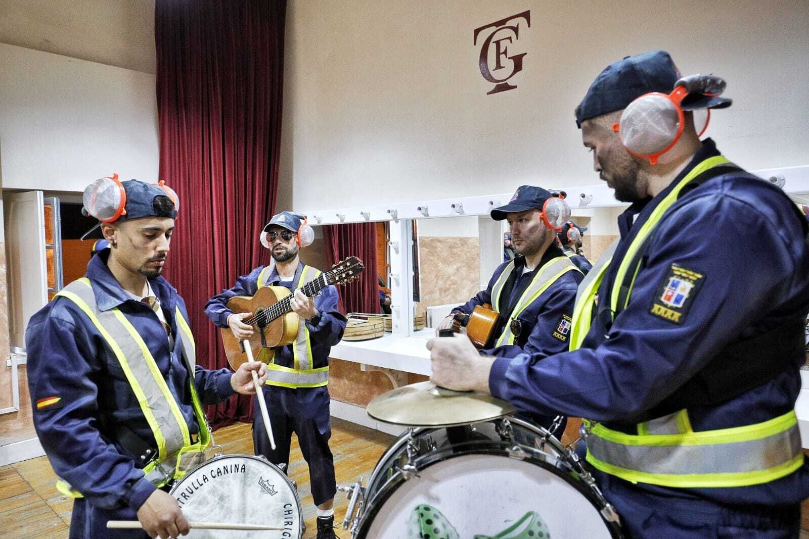 Chirigota 'La patrulla canina'