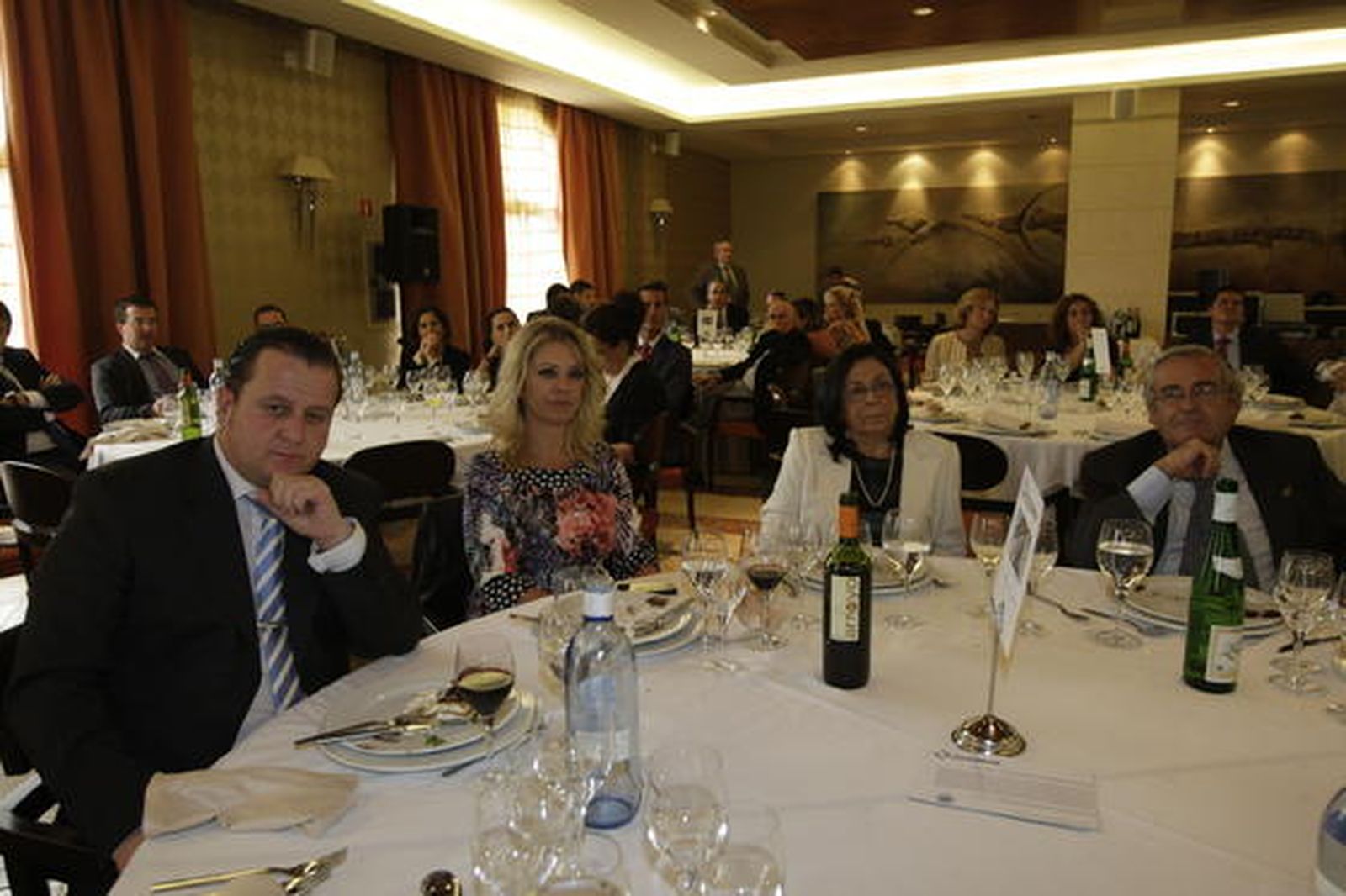 Felipe Berenguel (Cepes Feansal), María Abad (Muebles Mago) y la empresaria agrícola Mª del Mar Fernández.

Foto: Fran Leonardo