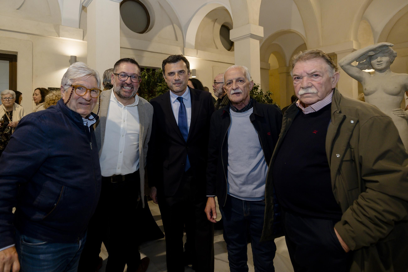 Las imágenes de la entrega del IX Premio 'Emilio López' a la comparsa de Jona 'El cementerio'