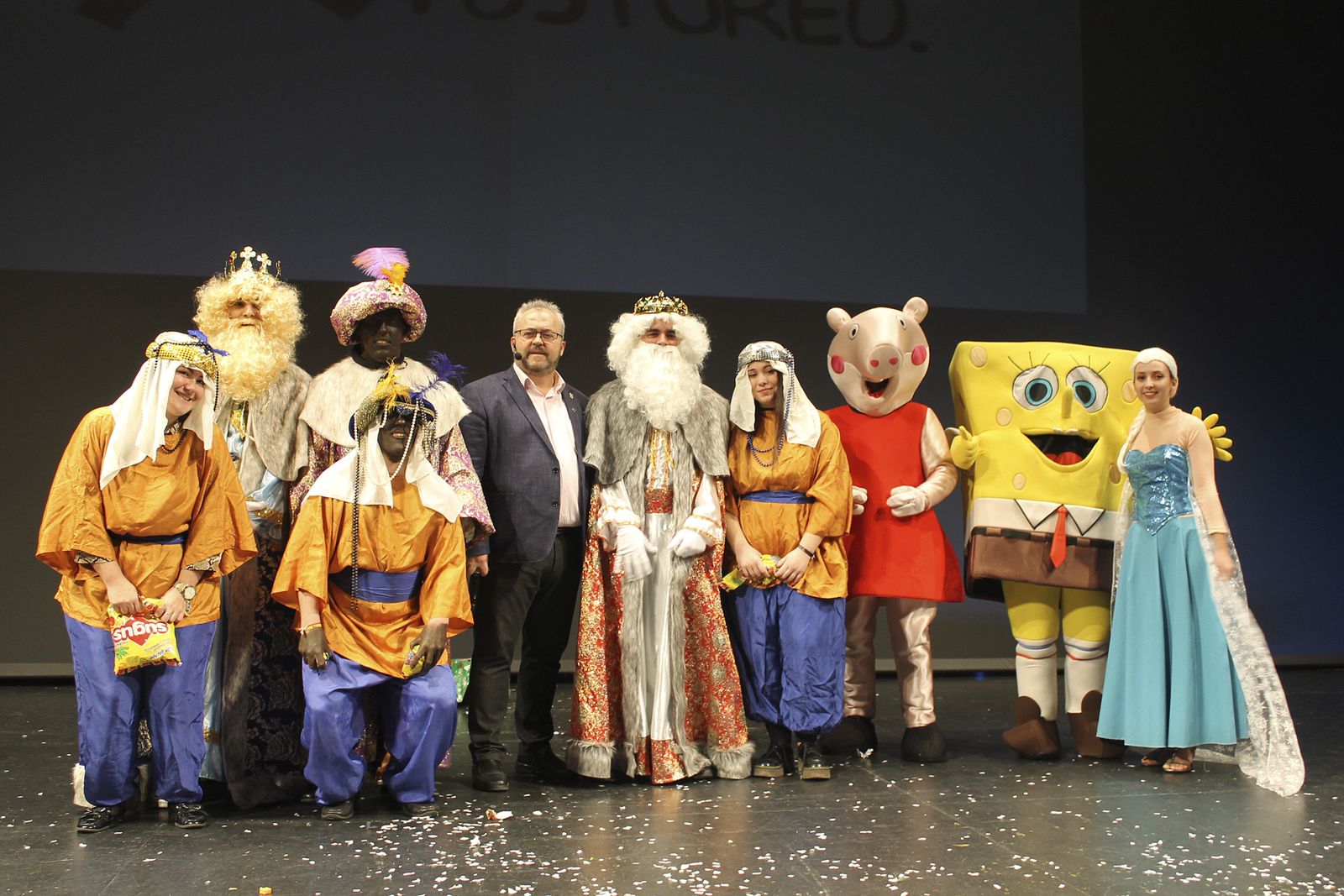 Los Reyes Magos pasaron por el Auditorio Maestro Padilla.