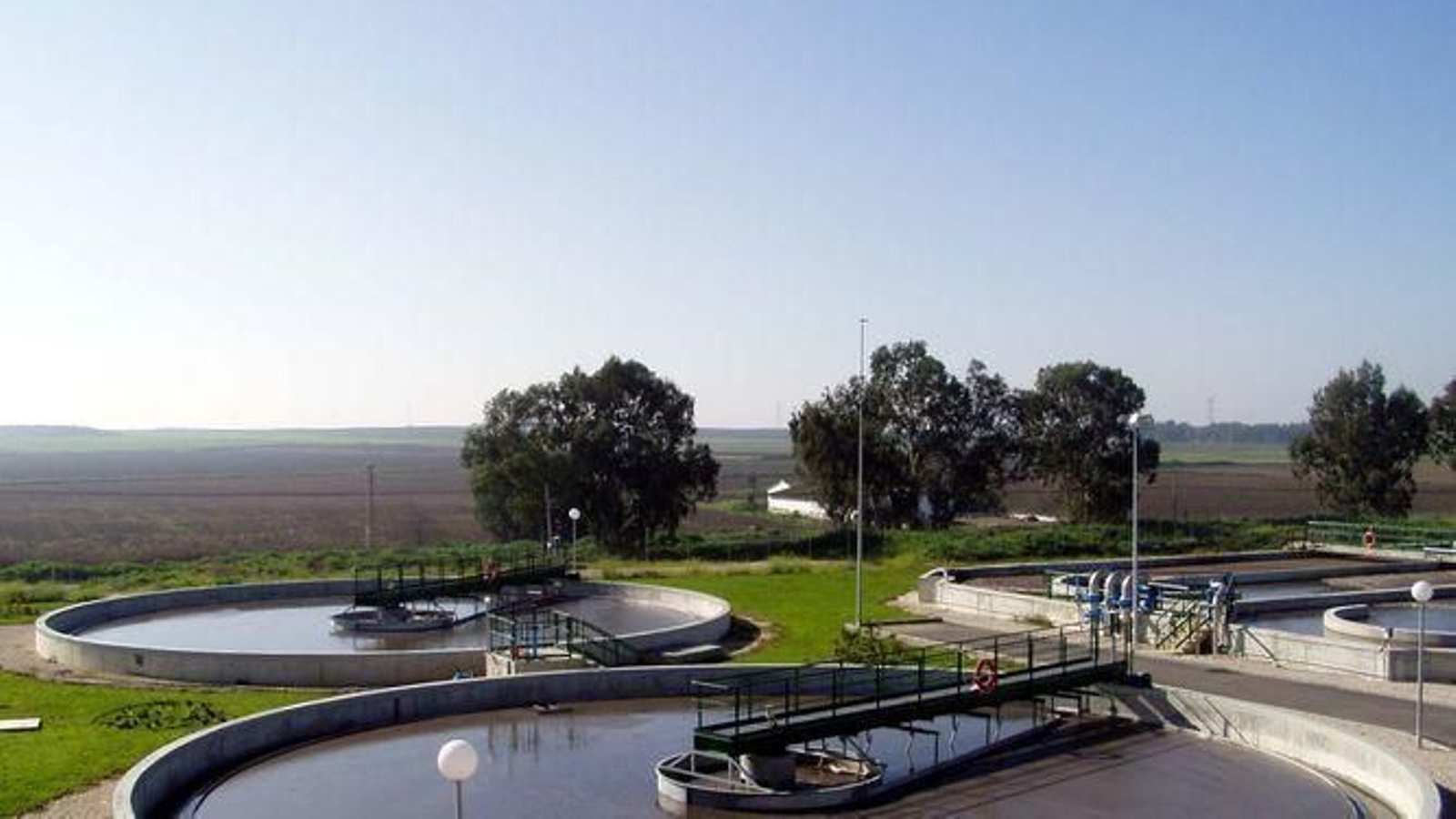 Estación depuradora de agua. Estación depuradora de agua.