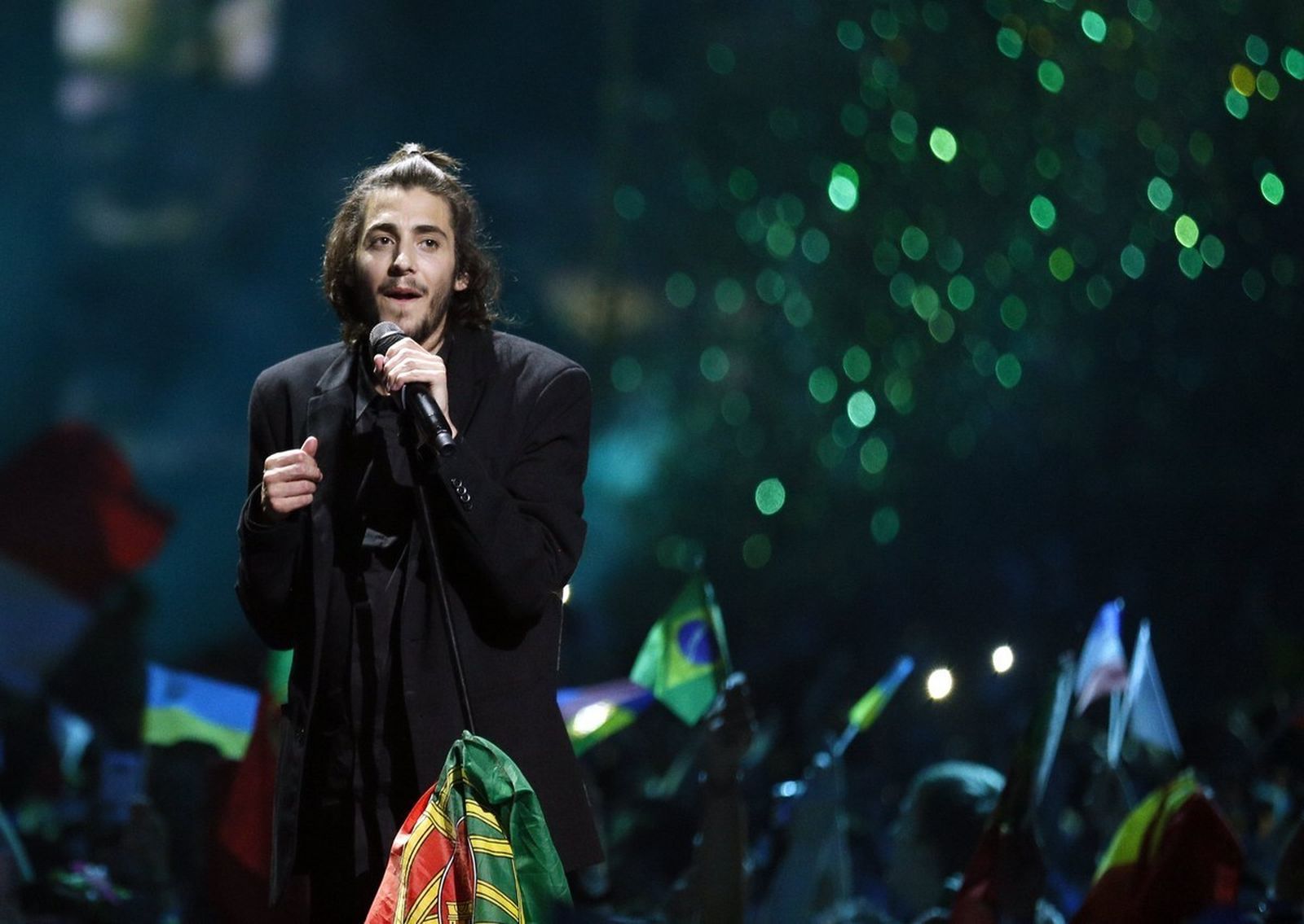 Salvador Sobral en su interpretación ya como ganador en Eurovisión 2017.