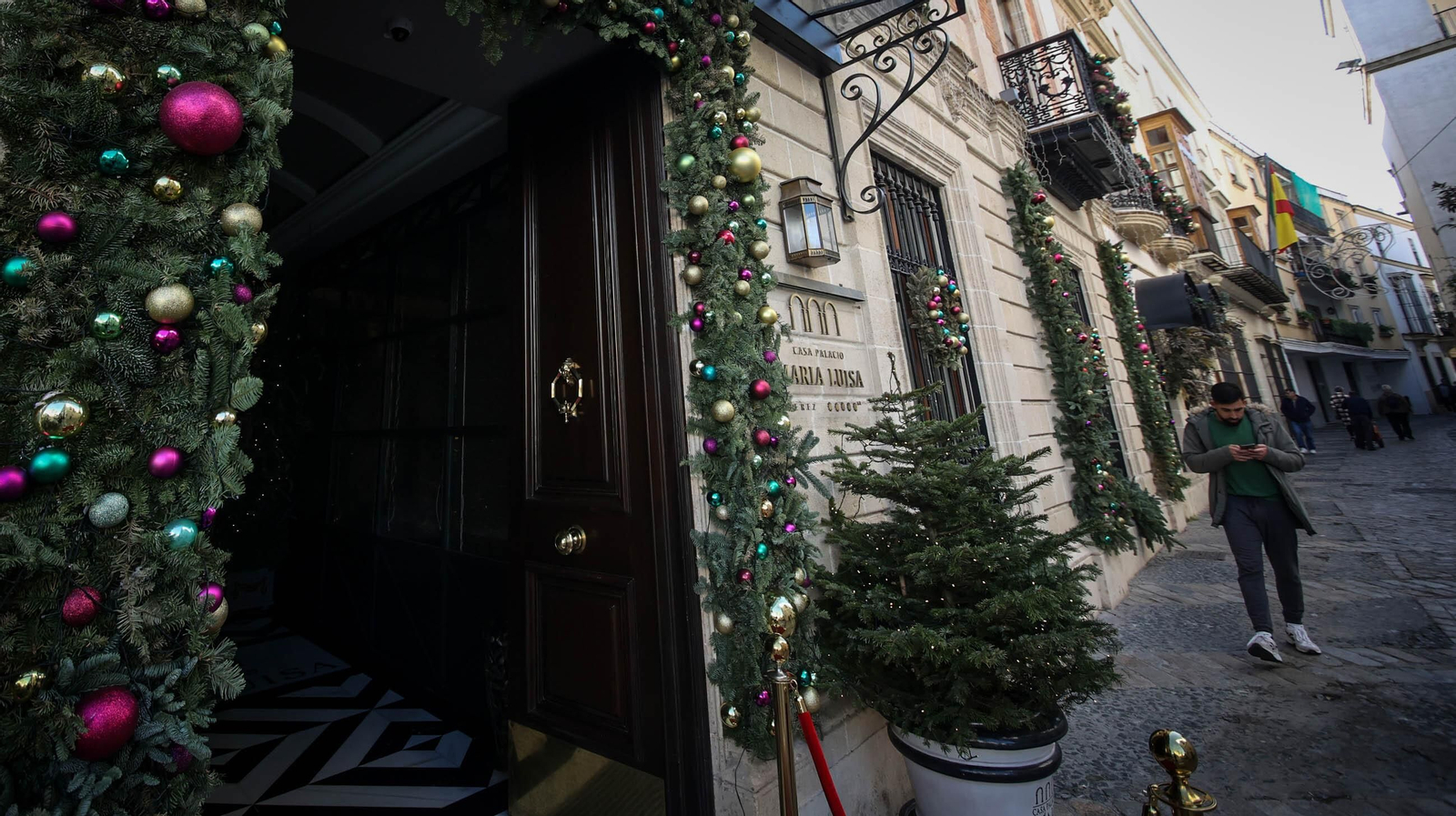Así es la decoración navideña del Hotel Casa Palacio maría Luisa