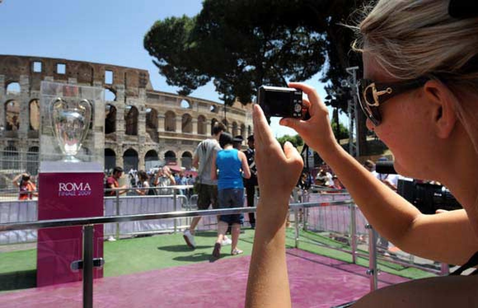 Messi o Cristiano: Roma elige al 'César' del fútbol