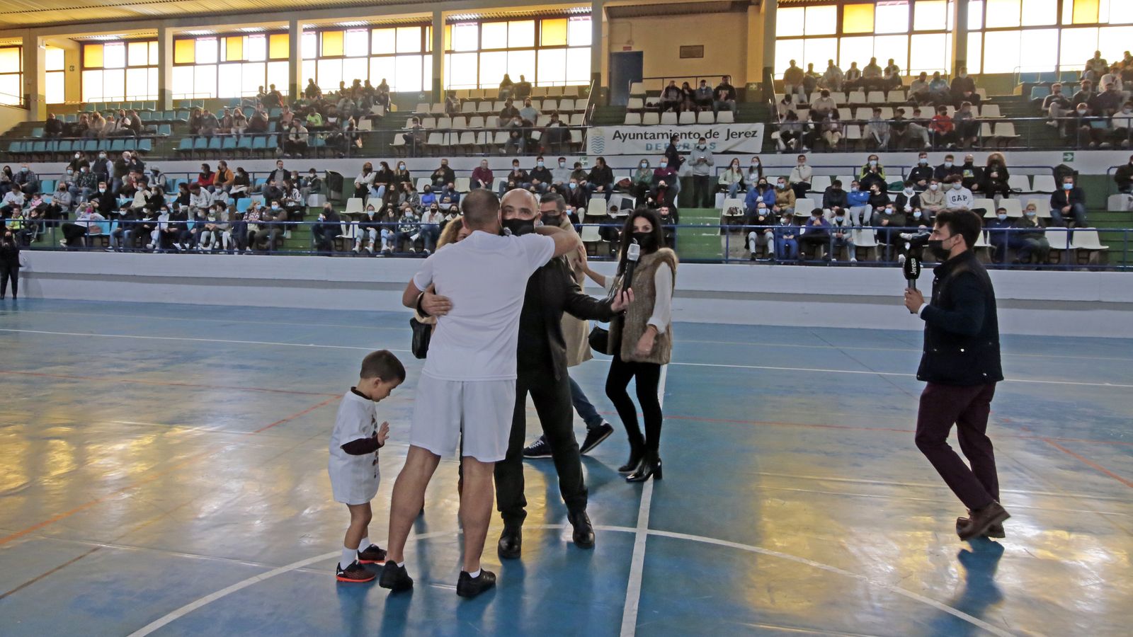 Partido benéfico para los niños damnificados por el volcán de La Palma