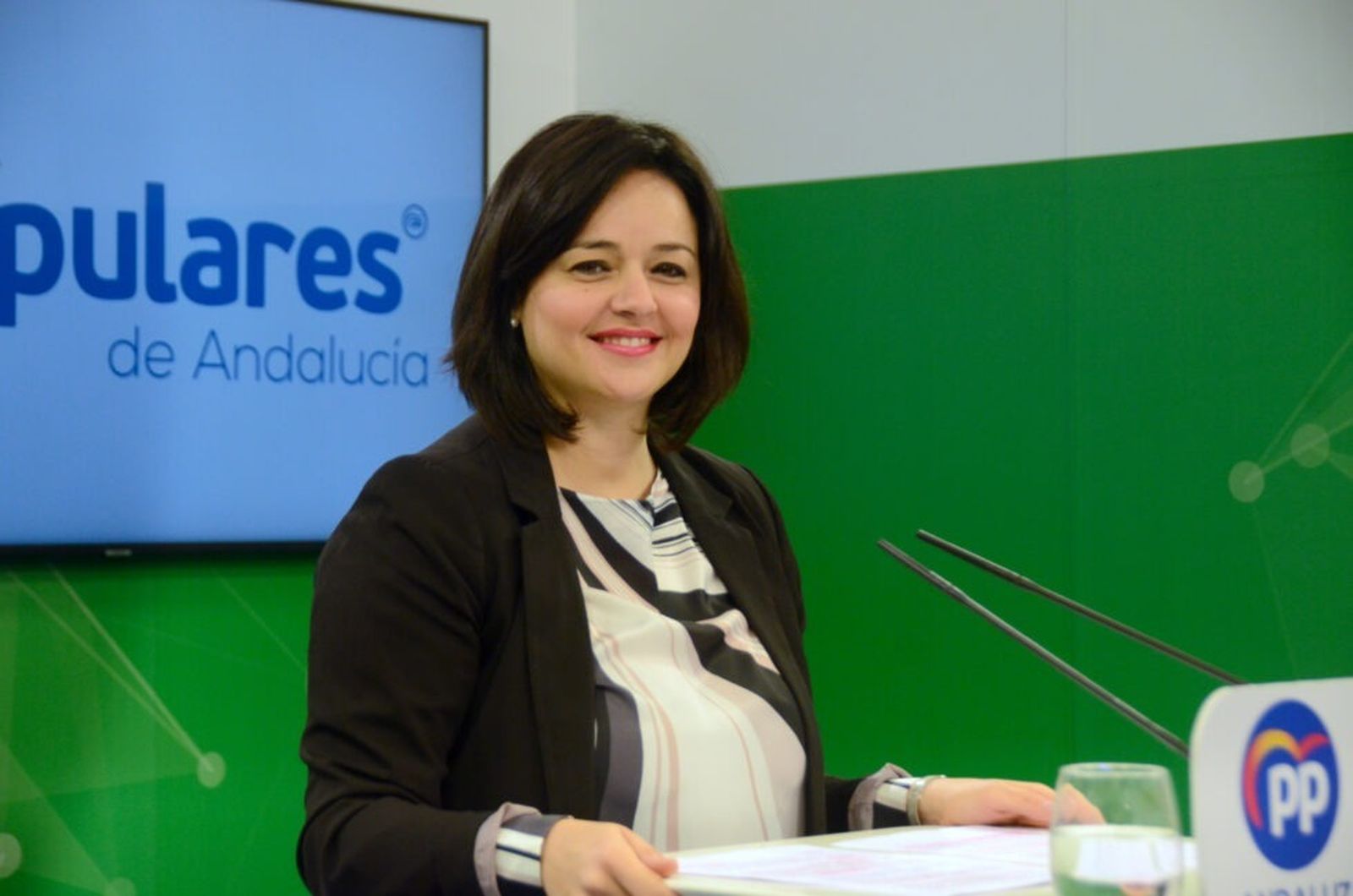 La presidenta del PP de Sevilla, Virginia Pérez.