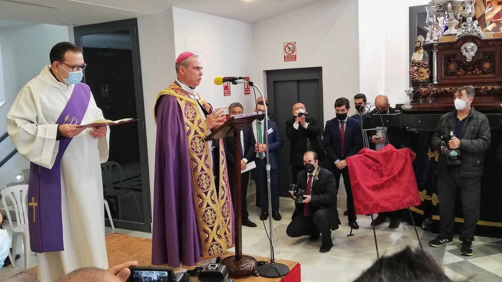 Bendición de las instalaciones por parte del obispo de Málaga, Jesús Catalá. Bendición de las instalaciones por parte del obispo de Málaga, Jesús Catalá.